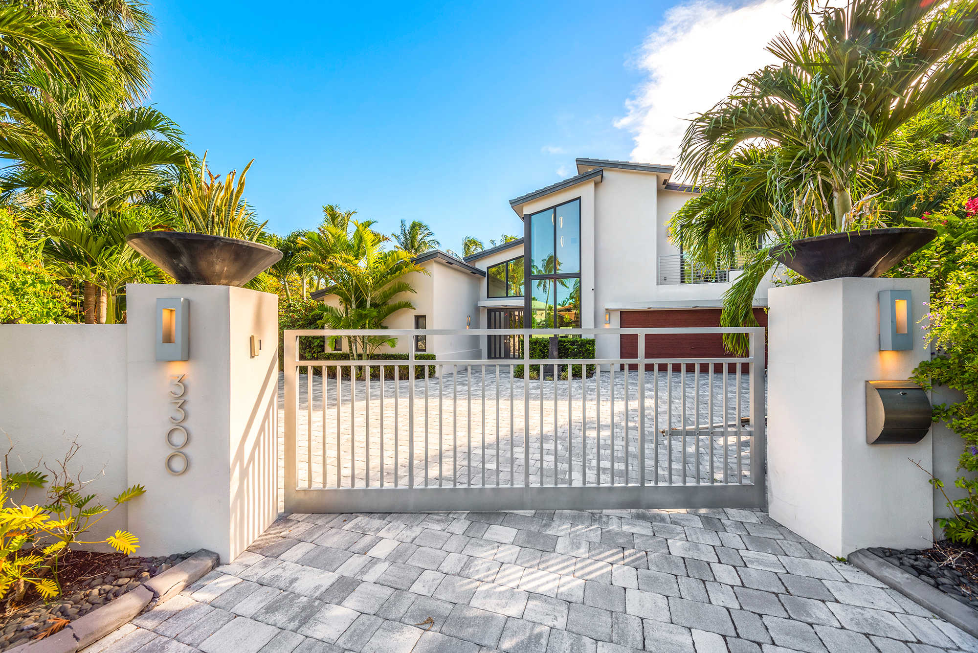 Villa Saha | Fort Lauderdale | Coastal Paradise with Private Pool and Beach Access photo 48