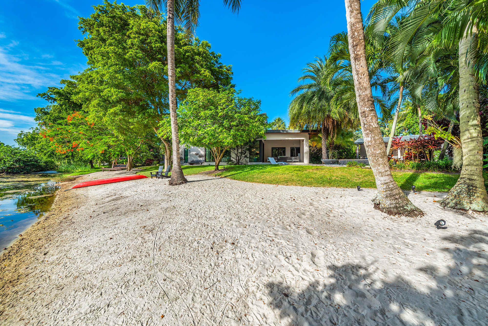 Villa Saha | Fort Lauderdale | Coastal Paradise with Private Pool and Beach Access photo 14