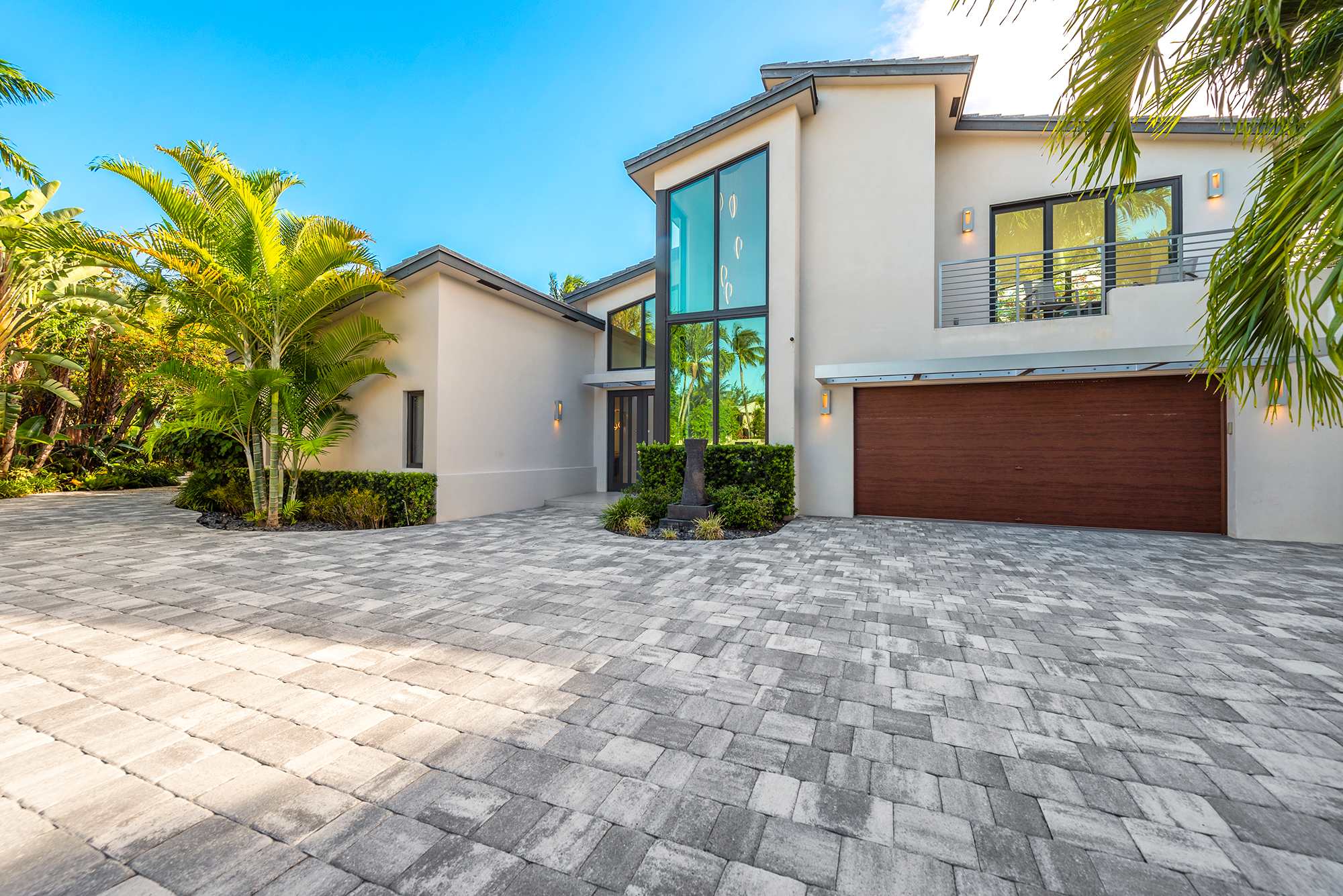 Villa Saha | Fort Lauderdale | Coastal Paradise with Private Pool and Beach Access photo 28