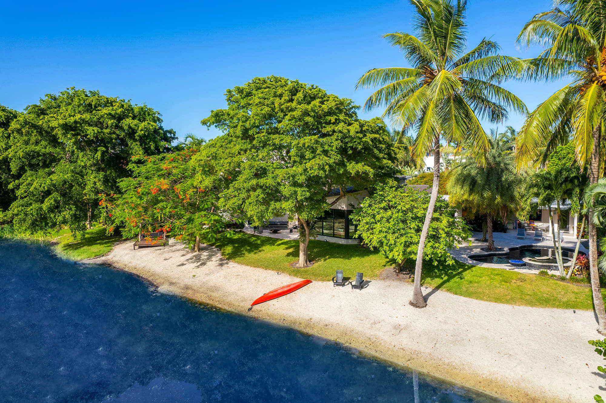 Villa Saha | Fort Lauderdale | Coastal Paradise with Private Pool and Beach Access photo 3