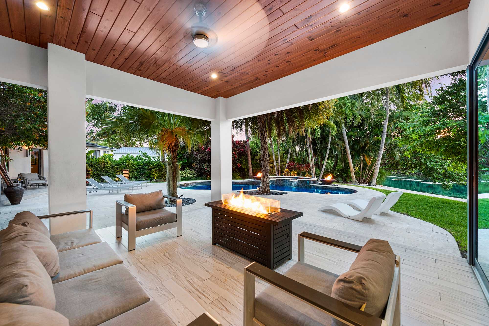 Villa Saha | Fort Lauderdale | Coastal Paradise with Private Pool and Beach Access photo 40