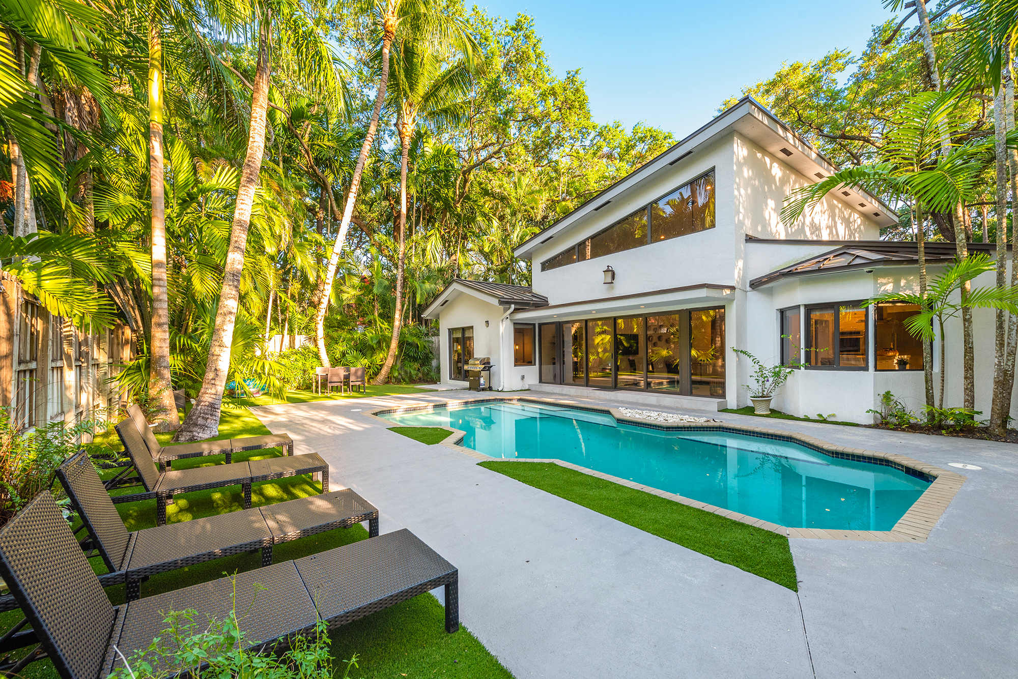 Villa Zen | Coconut Grove | Opulent Home with Private Pool photo 4