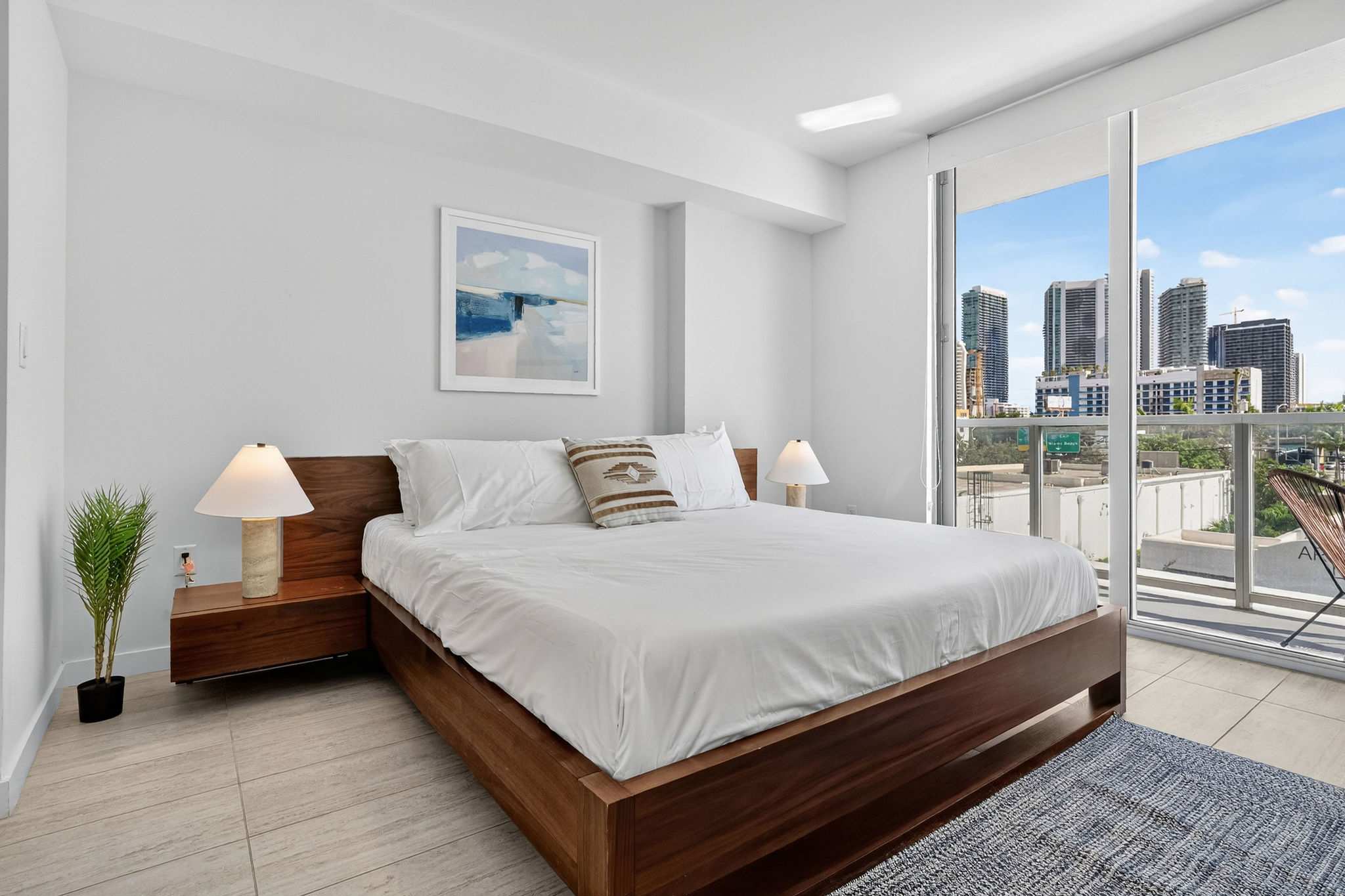 Biscayne Cove | Miami Design District | Condo with Private Balcony photo 3