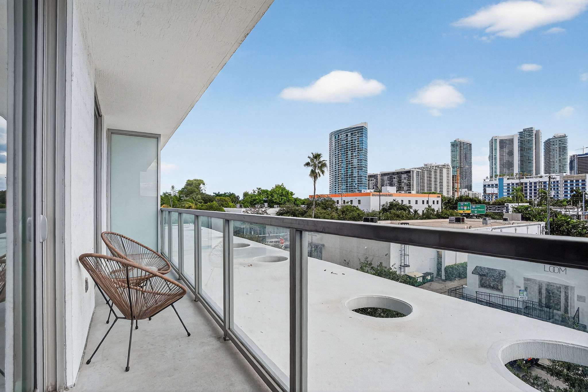 Biscayne Cove | Miami Design District | Condo with Private Balcony photo 12