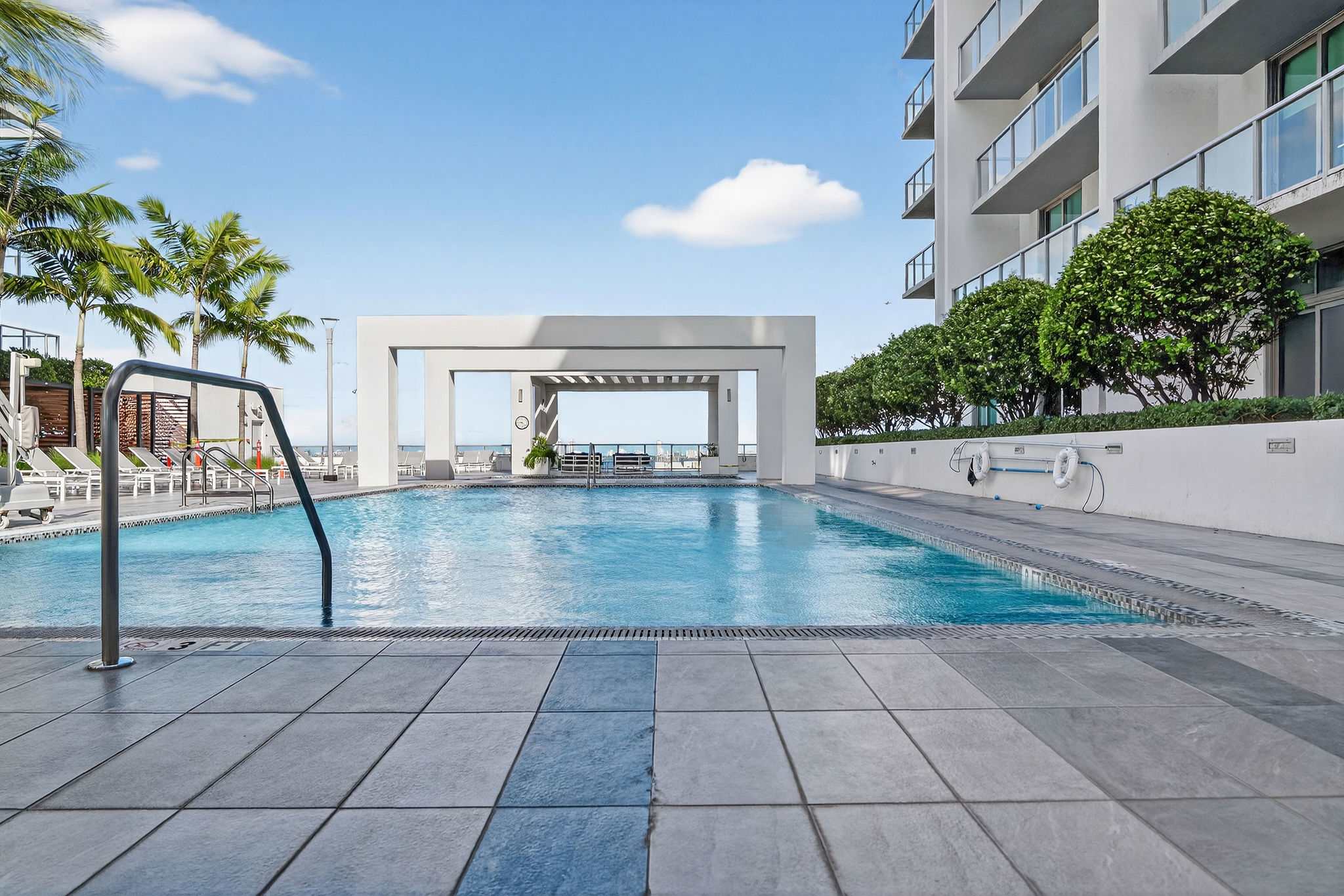 Biscayne Cove | Miami Design District | Condo with Private Balcony photo 35