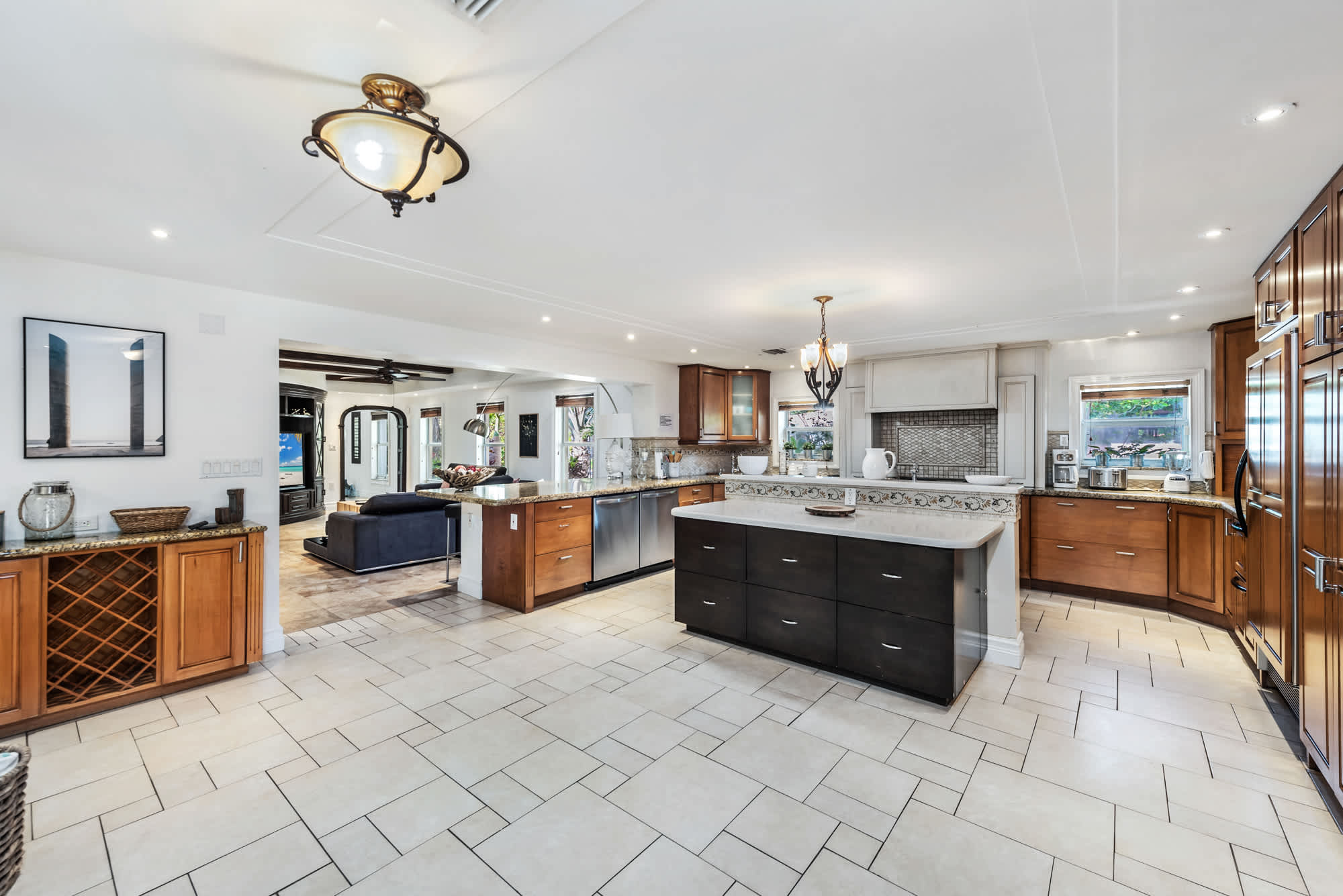 Villa Justina | Miami | Waterfront w/ Pool, Hot Tub & Movie Theater photo 24