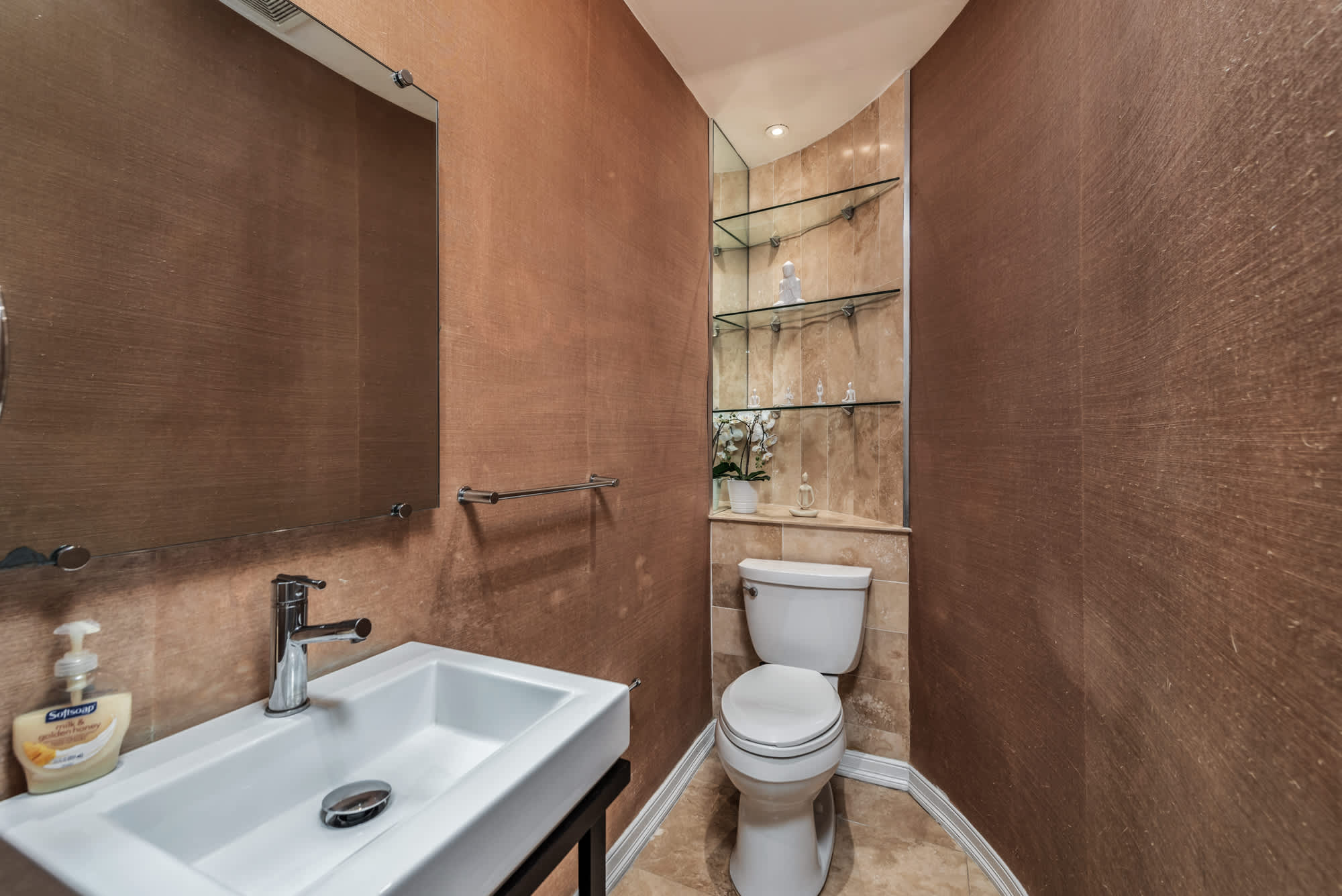 Villa Justina | Miami | Waterfront w/ Pool, Hot Tub & Movie Theater photo 42