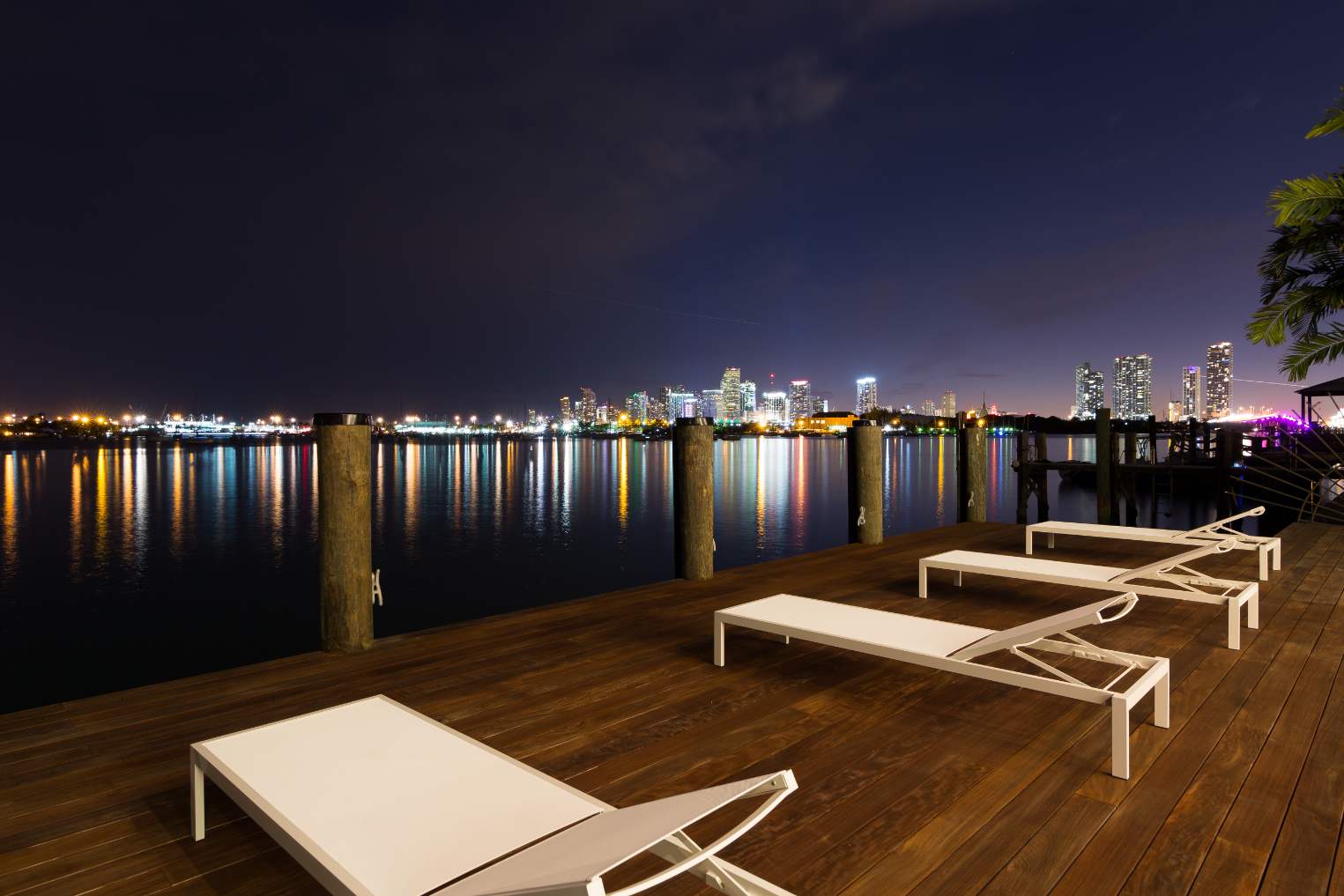 Villa Savant | Miami Beach | Bayfront w/ Infinity Pool & Sauna photo 34