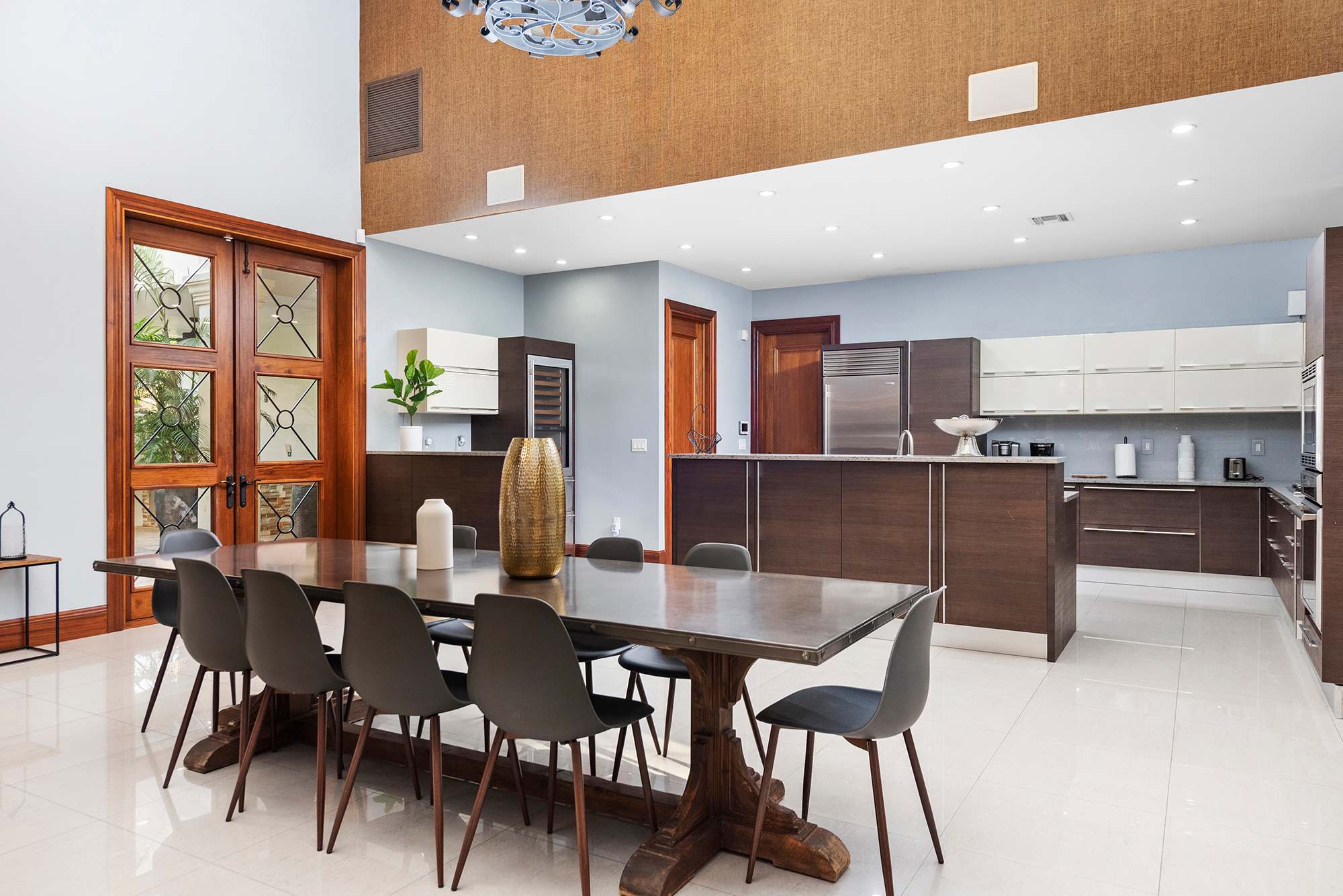 Villa Philippe | Victoria Park | Luxury European Villa w/ Pool photo 10