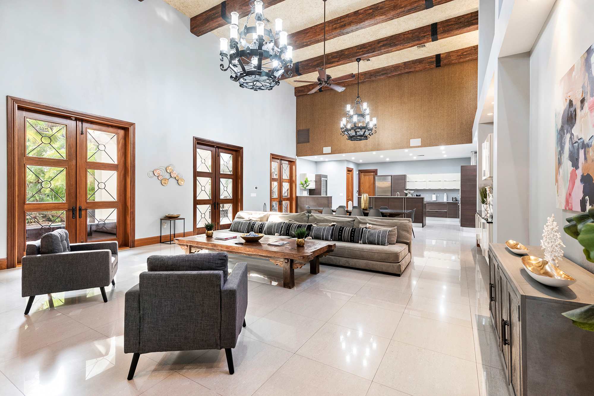 Villa Philippe | Victoria Park | Luxury European Villa w/ Pool photo 8