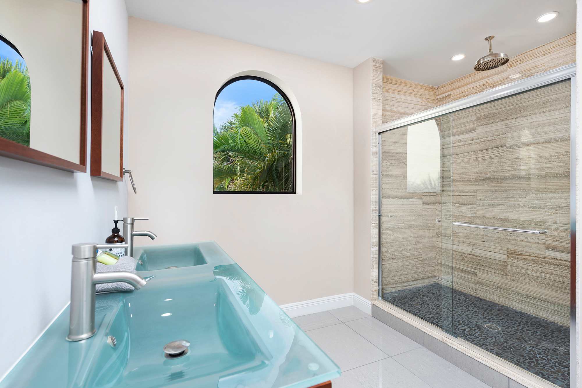 Villa Philippe | Victoria Park | Luxury European Villa w/ Pool photo 29