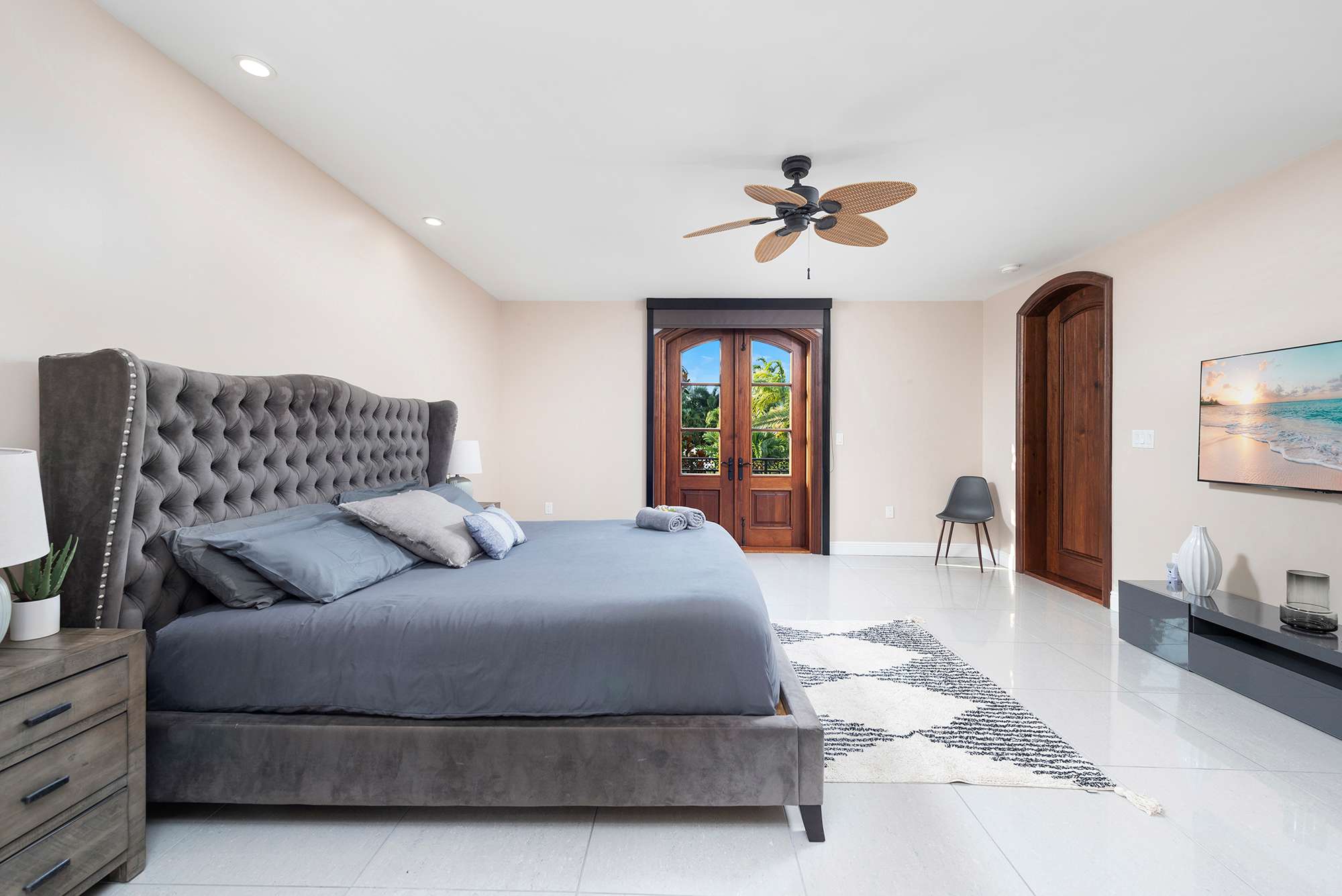 Villa Philippe | Victoria Park | Luxury European Villa w/ Pool photo 28