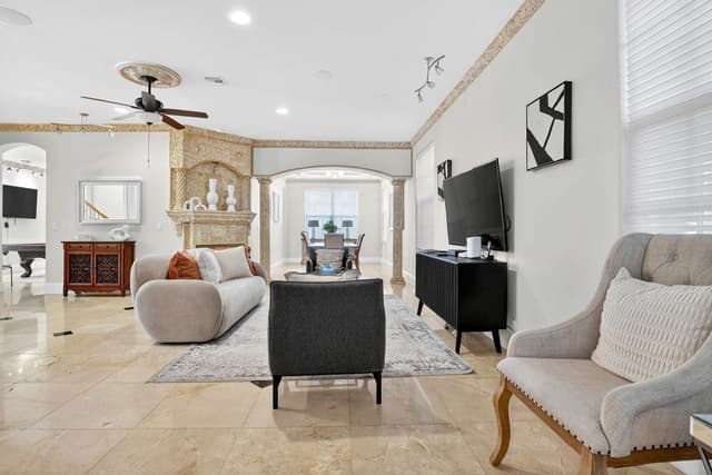 Image of Living space #2