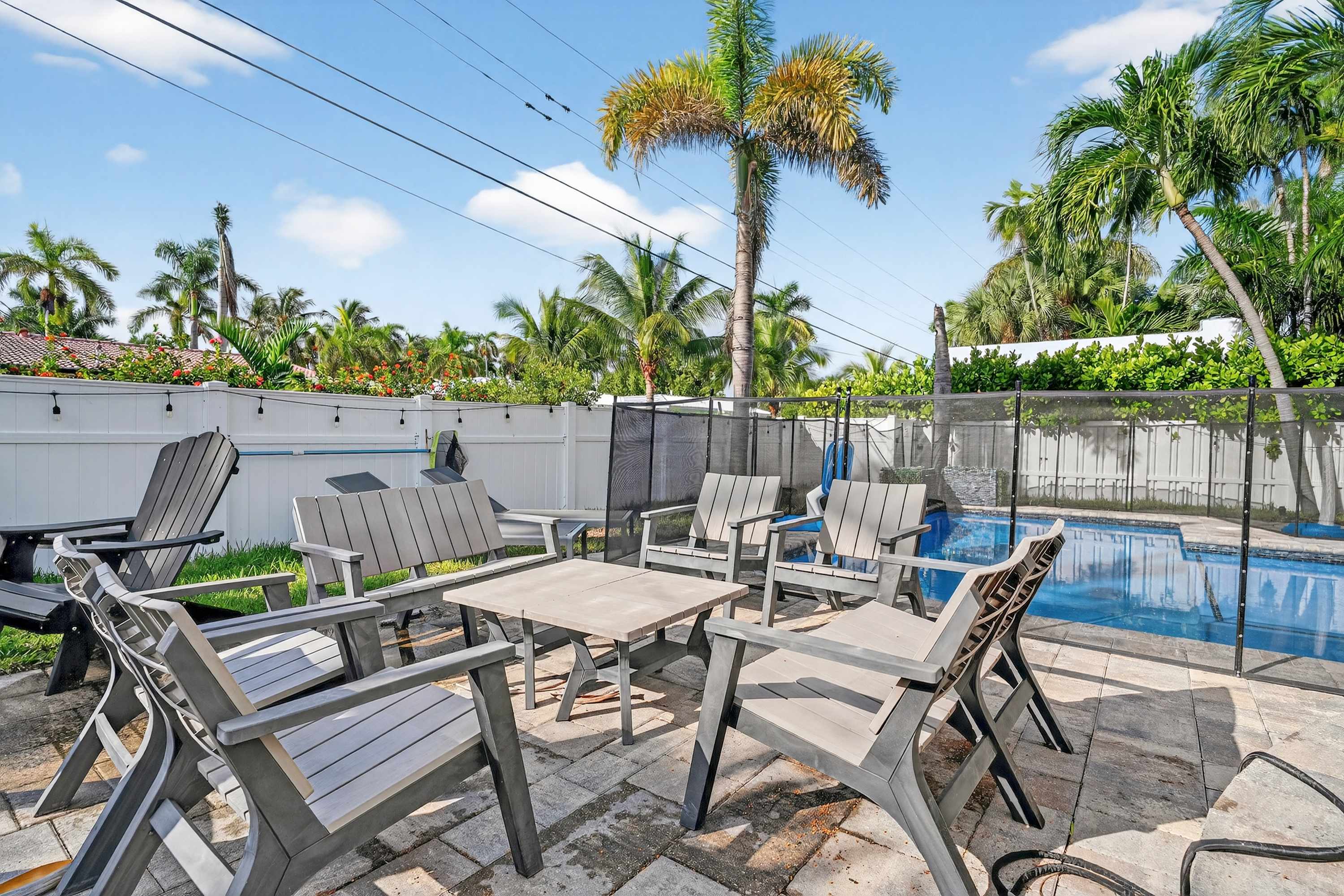 Hollywood Crest | Hollywood | Home with Private Pool photo 30