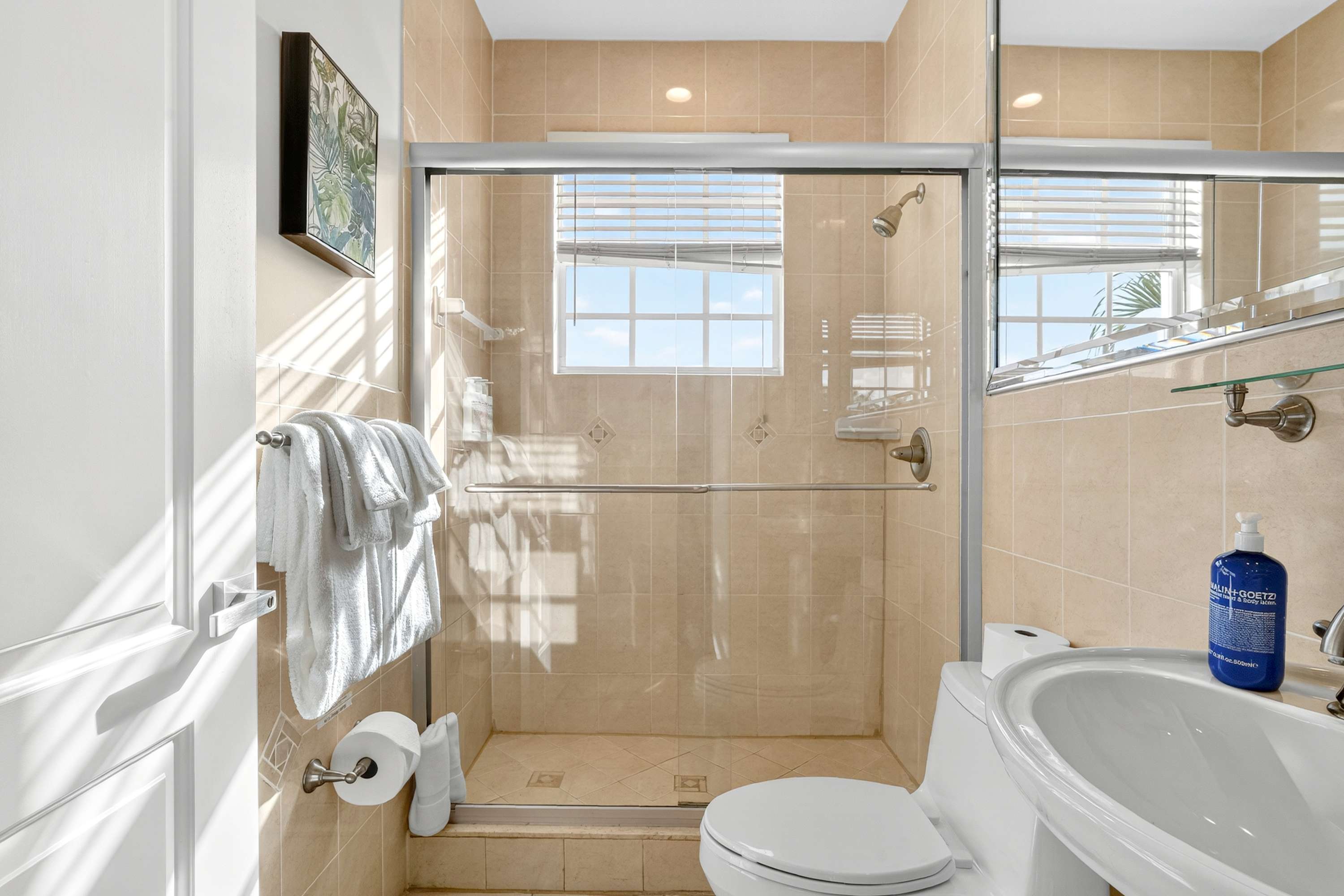 Hollywood Crest | Hollywood | Home with Private Pool photo 53