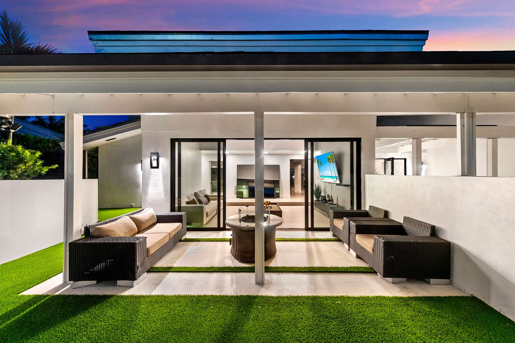 Villa Dorada | Hallandale Beach | Luxe Waterfront Villa with Private Pool photo 11