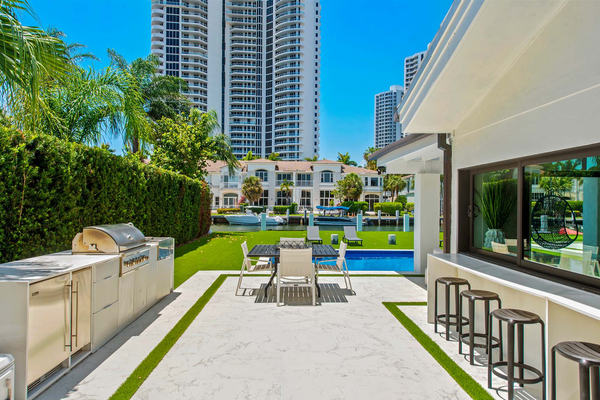 Villa Dorada | Hallandale Beach | Luxe Waterfront Villa with Private Pool photo 13