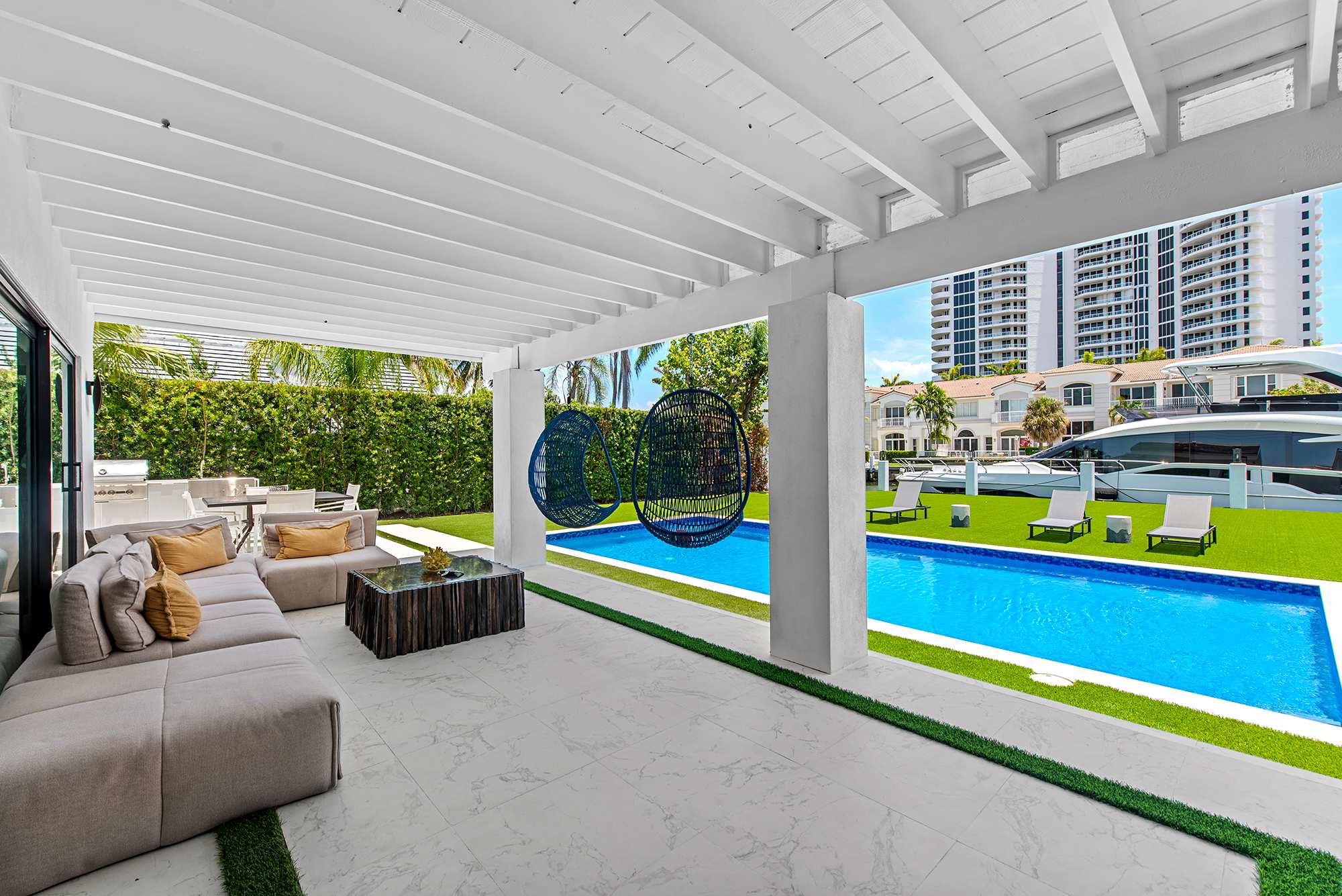 Villa Dorada | Hallandale Beach | Luxe Waterfront Villa with Private Pool photo 5