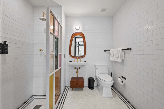 Image of Living space #2
