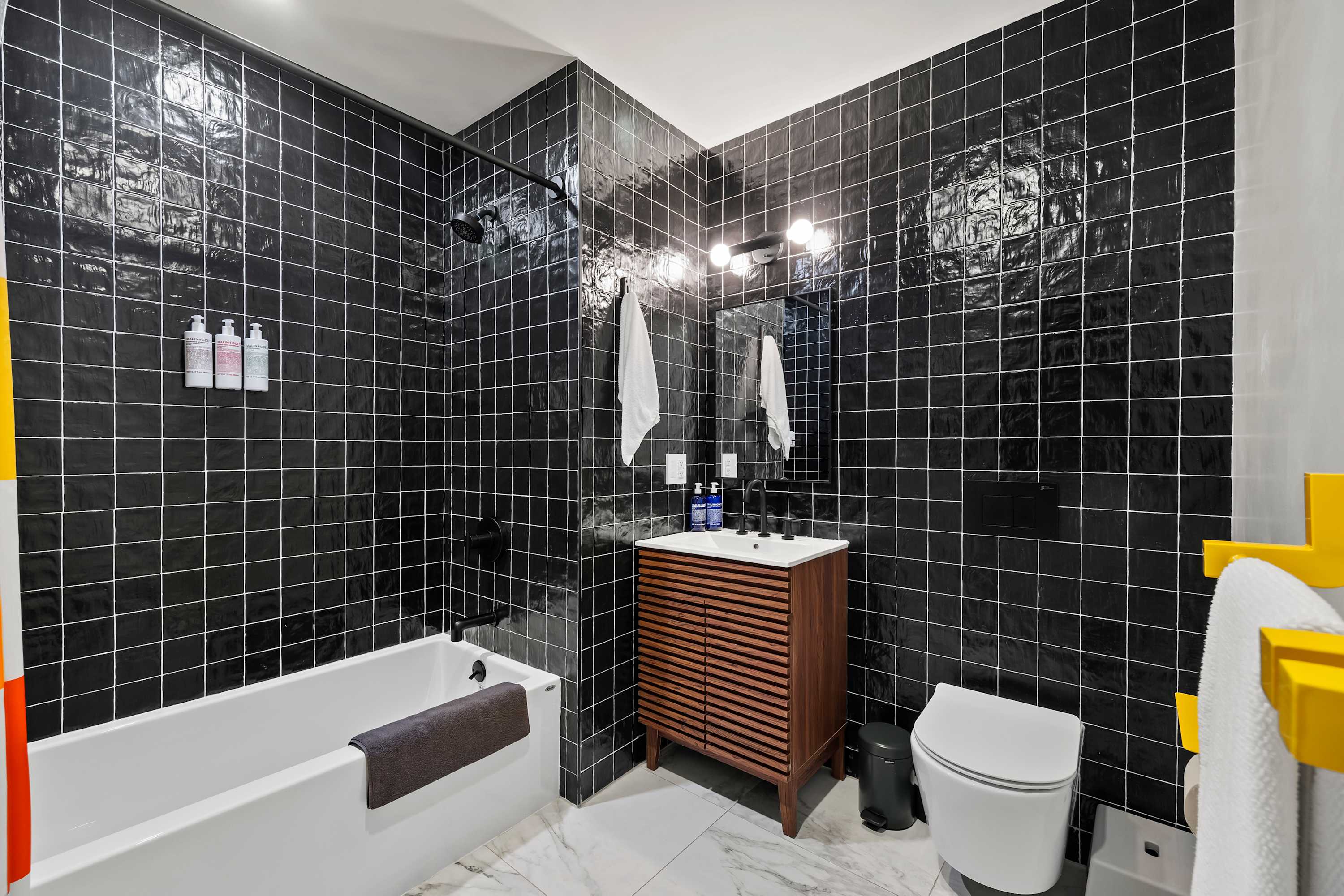 Bridgeway | Williamsburg | Apartment with Private Patio photo 19