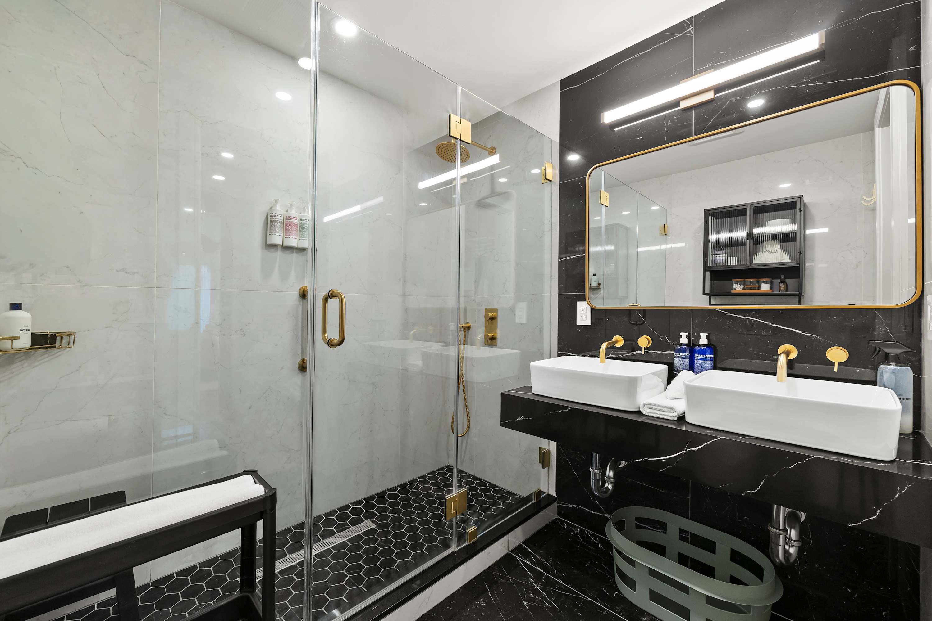 Bridgeway | Williamsburg | Apartment with Private Patio photo 24