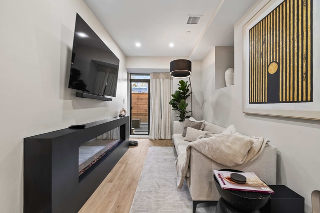 Image of Living space #3