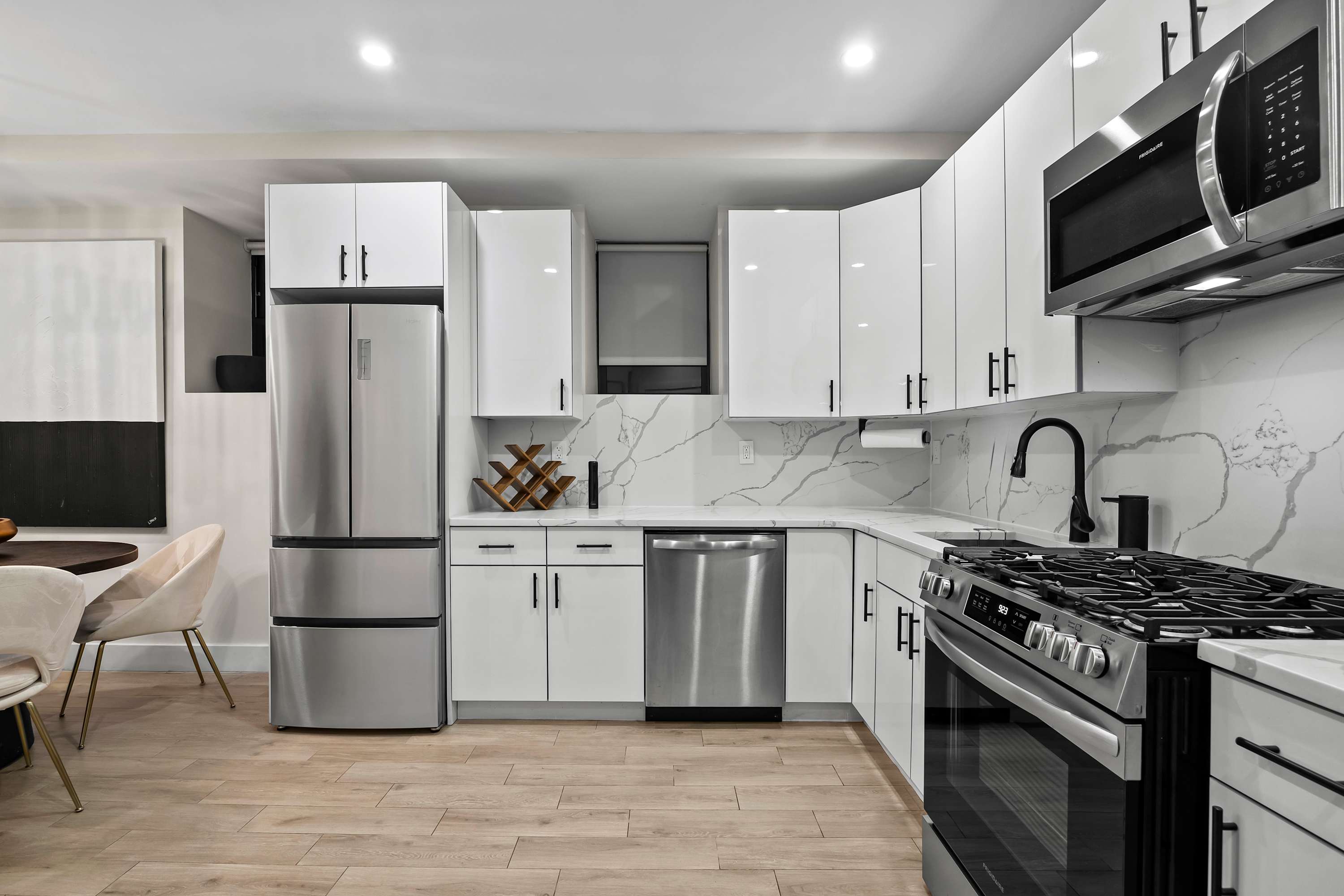 Carroll Court I | Crown Heights | Apartment w/ Private Terrace photo 8