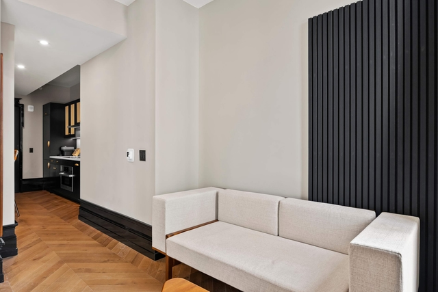 Image of Living space #2