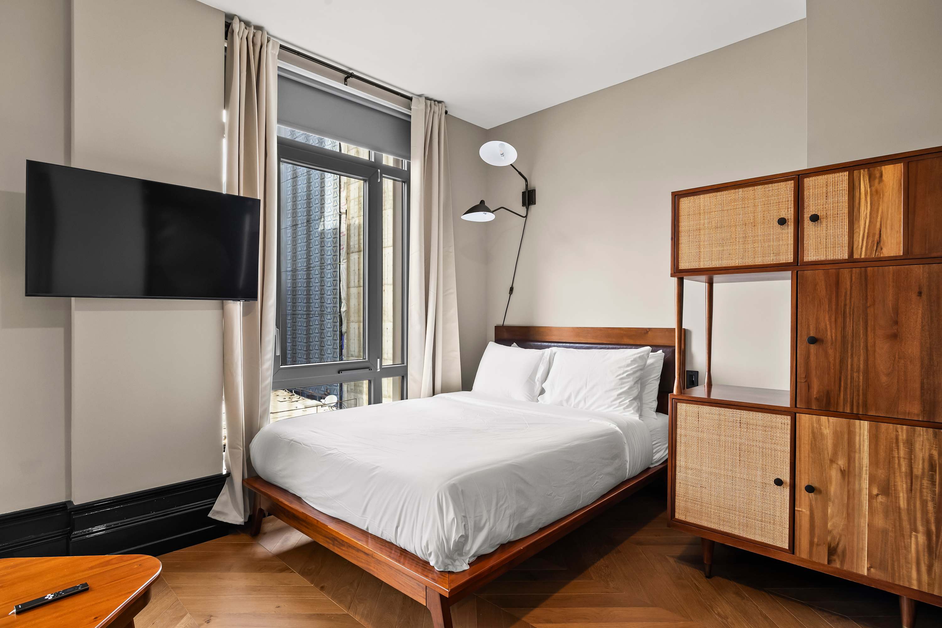 Freeman 601 | Lower East Side | Condo with Shared Amenities photo 3