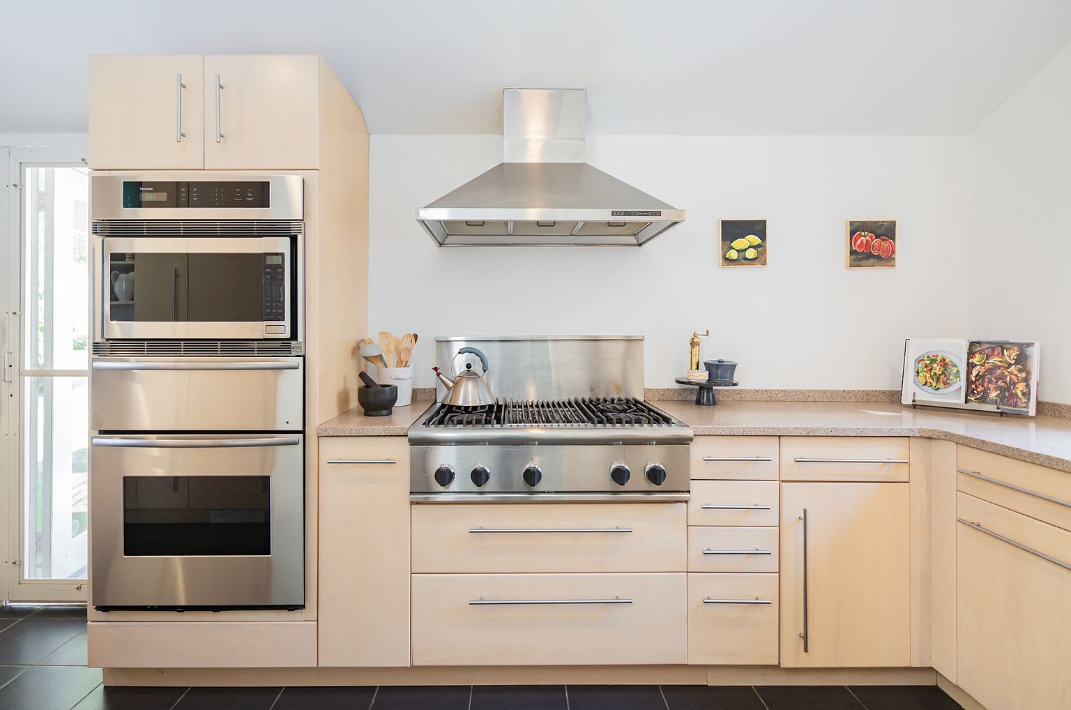 Cowhill Cottage | Wainscott | Home with Private Pool and Outdoor Lounge photo 14