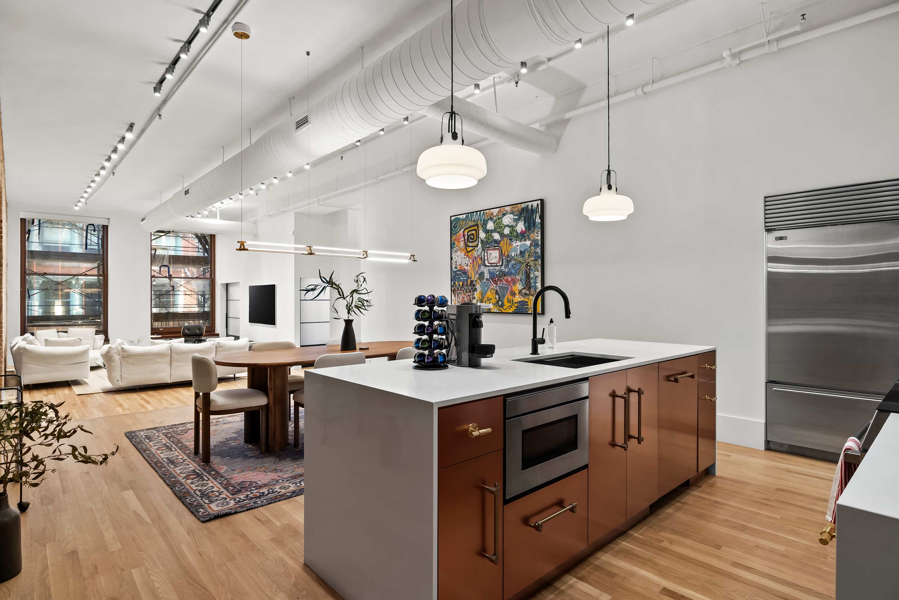 Broadway Loft | SoHo | Loft Apartment photo 3