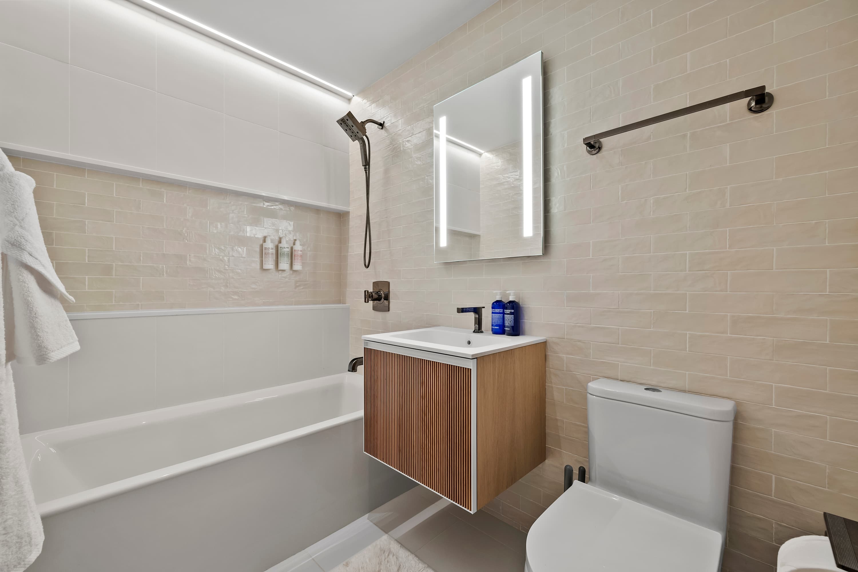 Broadway Loft | SoHo | Loft Apartment photo 19