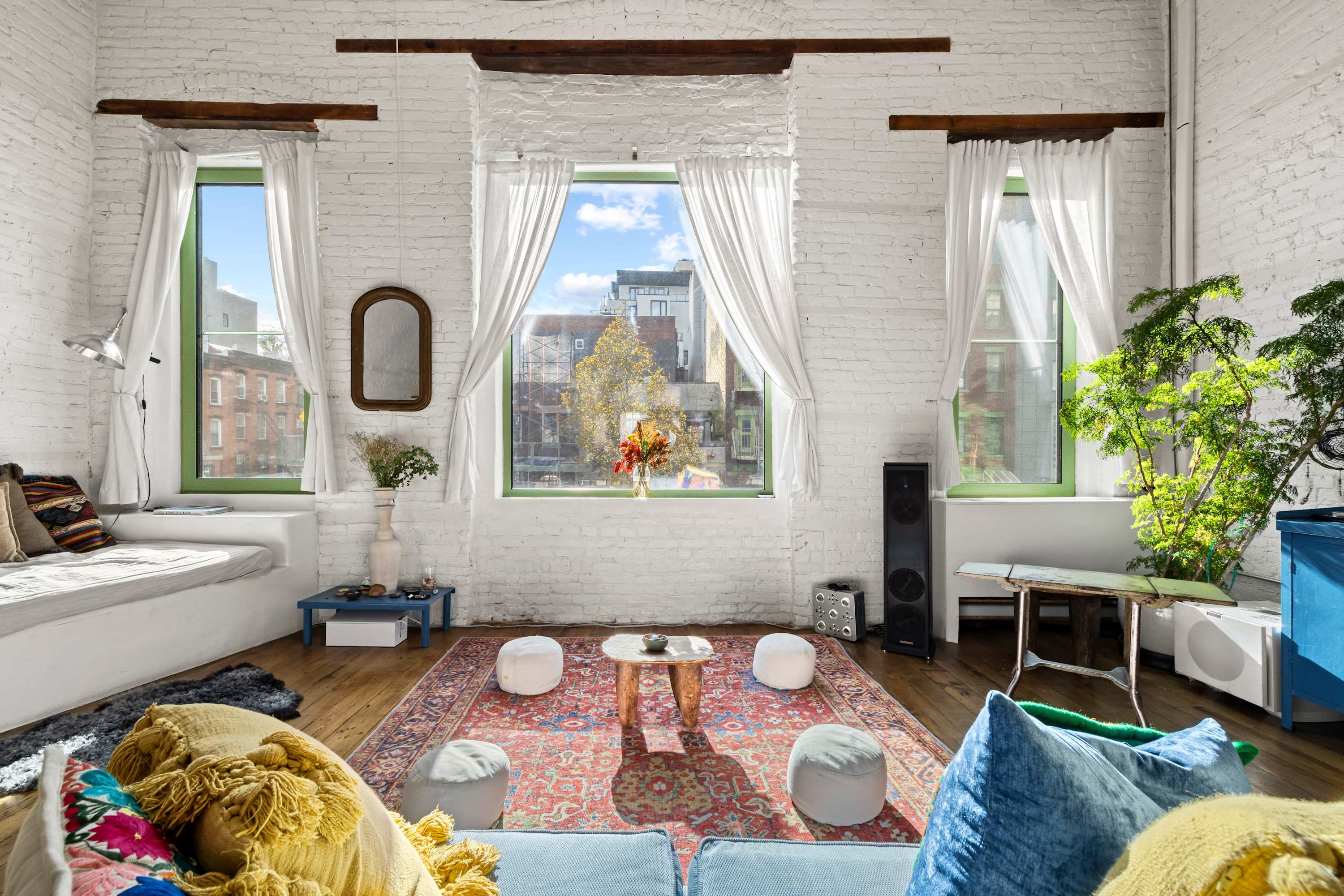 Firehouse Loft | Williamsburg | Bright Loft Apartment photo 4