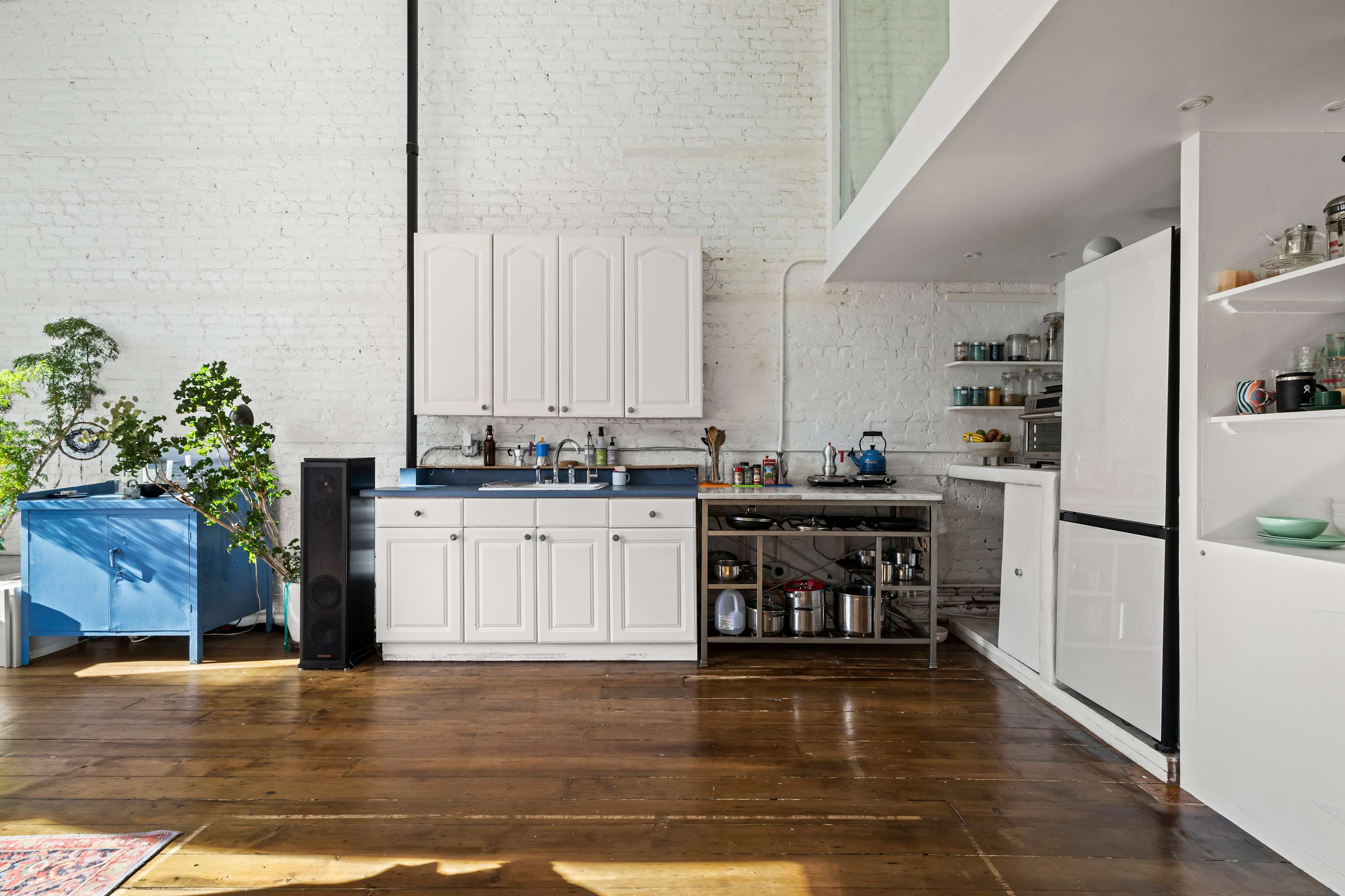 Firehouse Loft | Williamsburg | Bright Loft Apartment photo 3