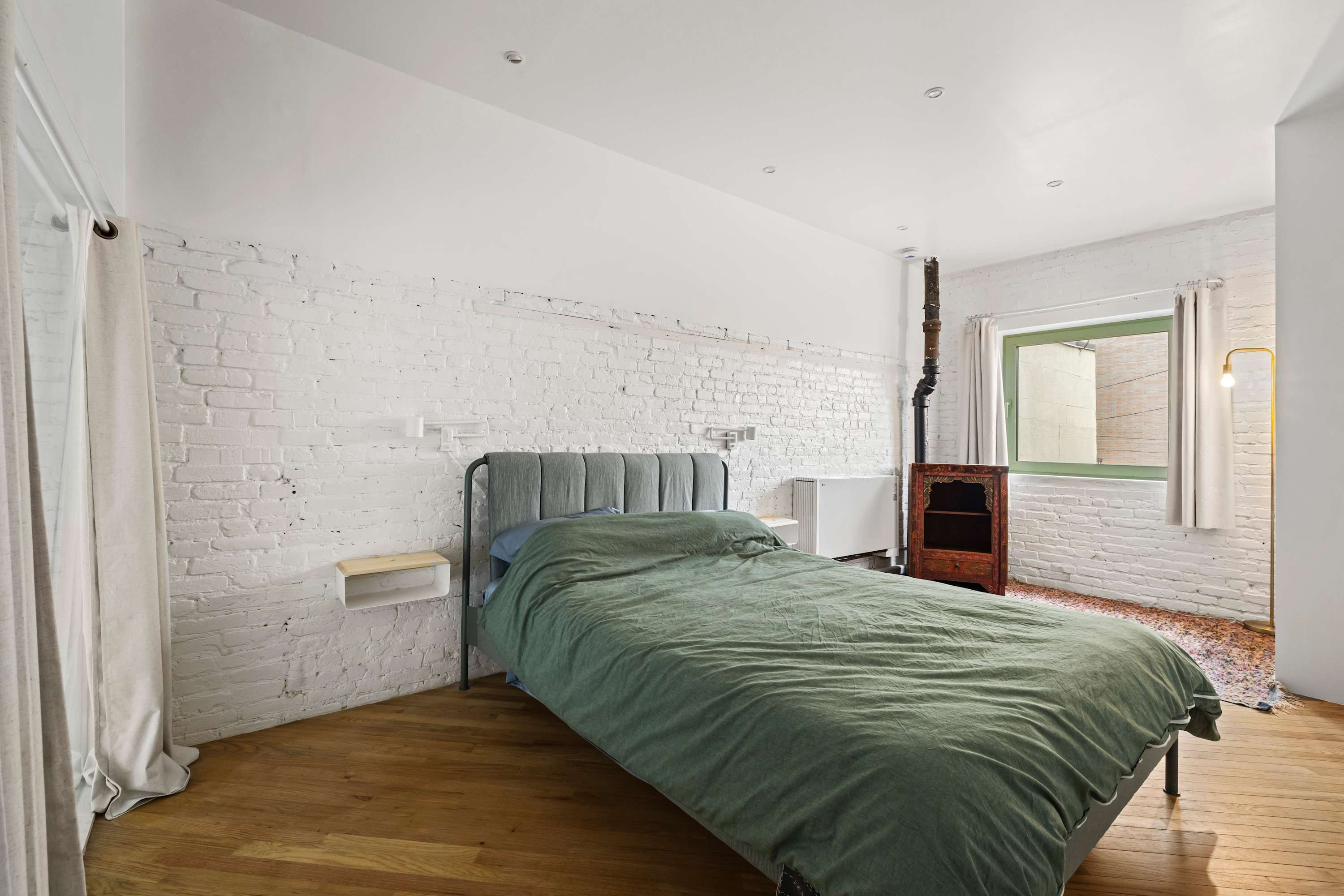 Firehouse Loft | Williamsburg | Bright Loft Apartment photo 20