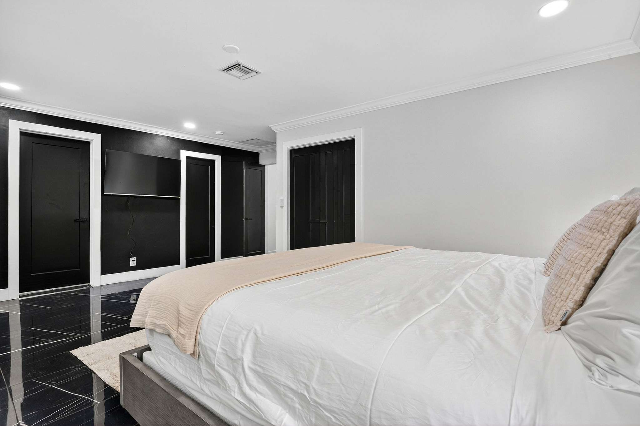 Coral Lane | Fort Lauderdale | Home with Heated Pool & BBQ photo 14