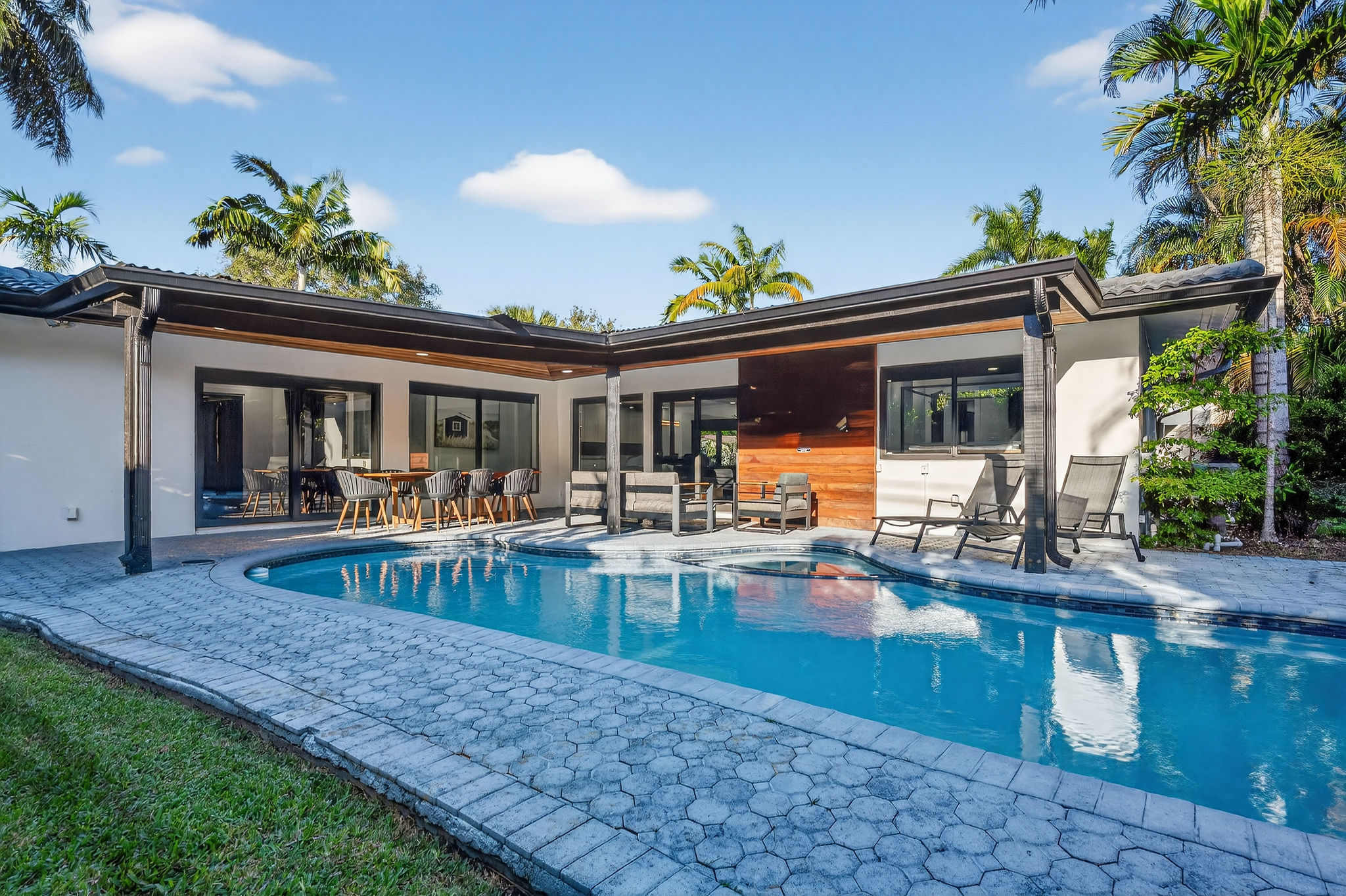 Coral Lane | Fort Lauderdale | Home with Heated Pool & BBQ photo 46