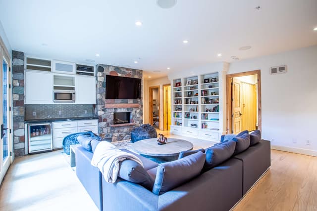 Image of Living space #9