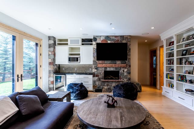 Image of Living space #10