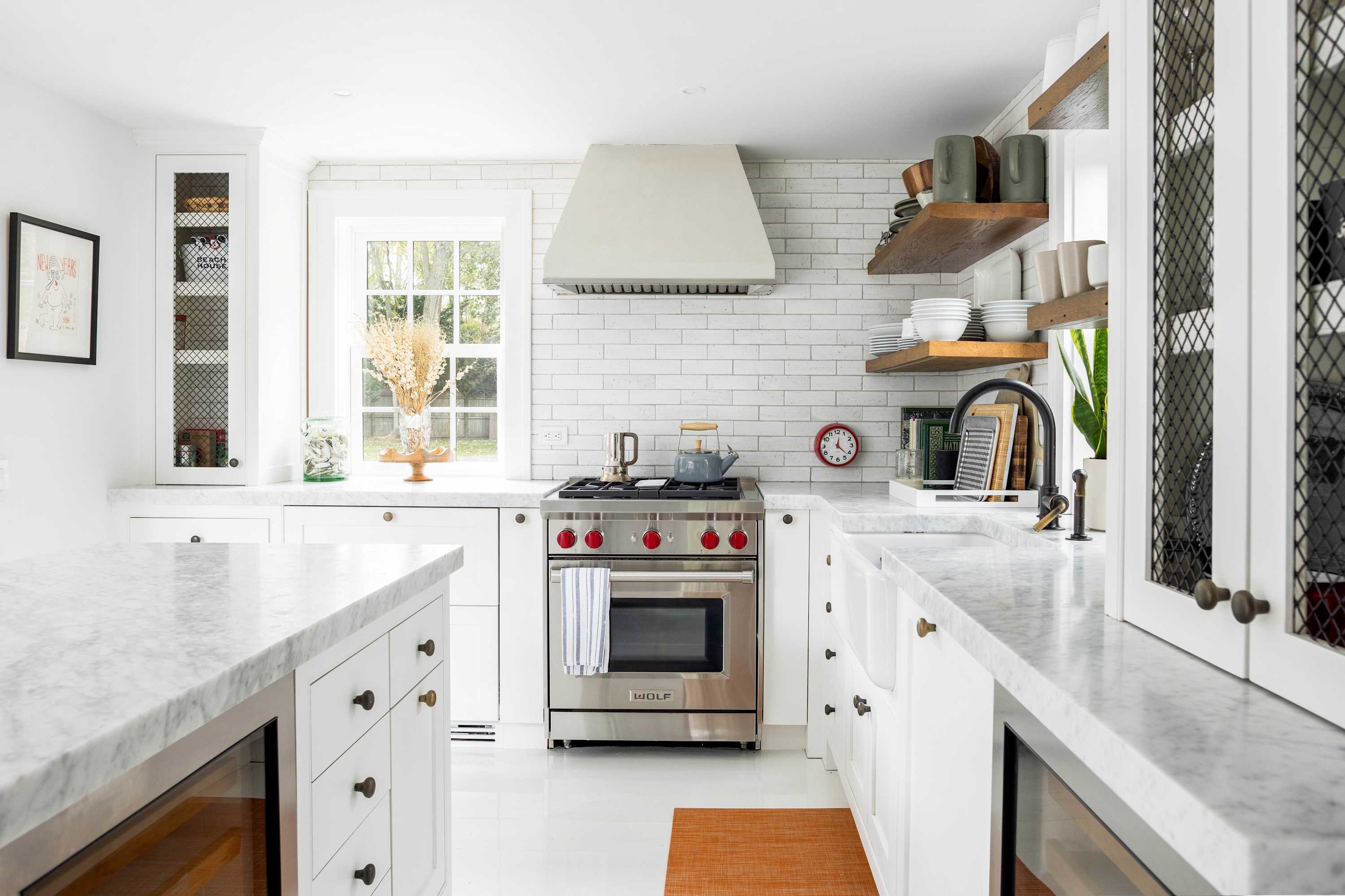 Bridgehaven Estate | Bridgehampton | Renovated Farmhouse w/ Pool photo 12