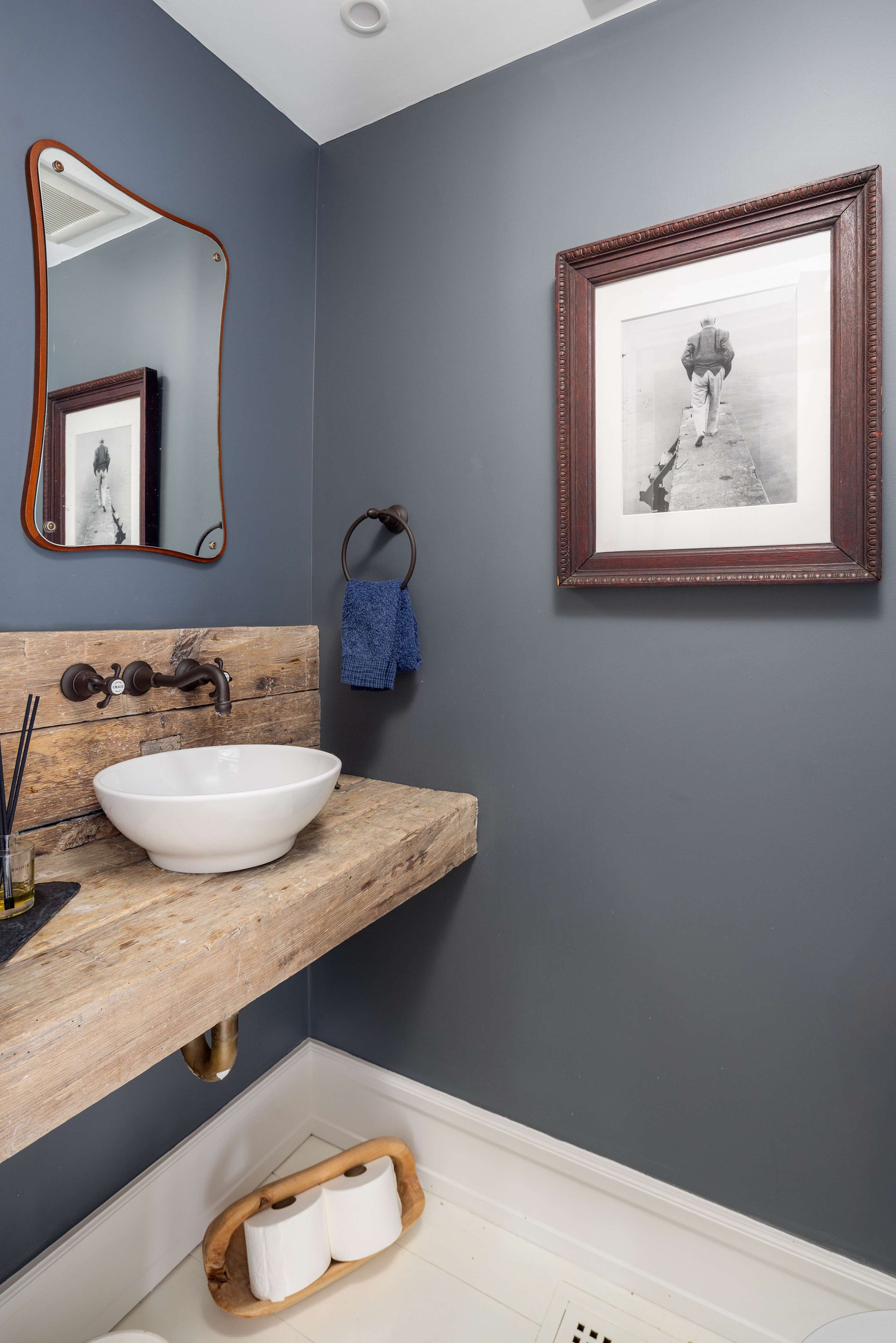 Bridgehaven Estate | Bridgehampton | Renovated Farmhouse w/ Pool photo 16