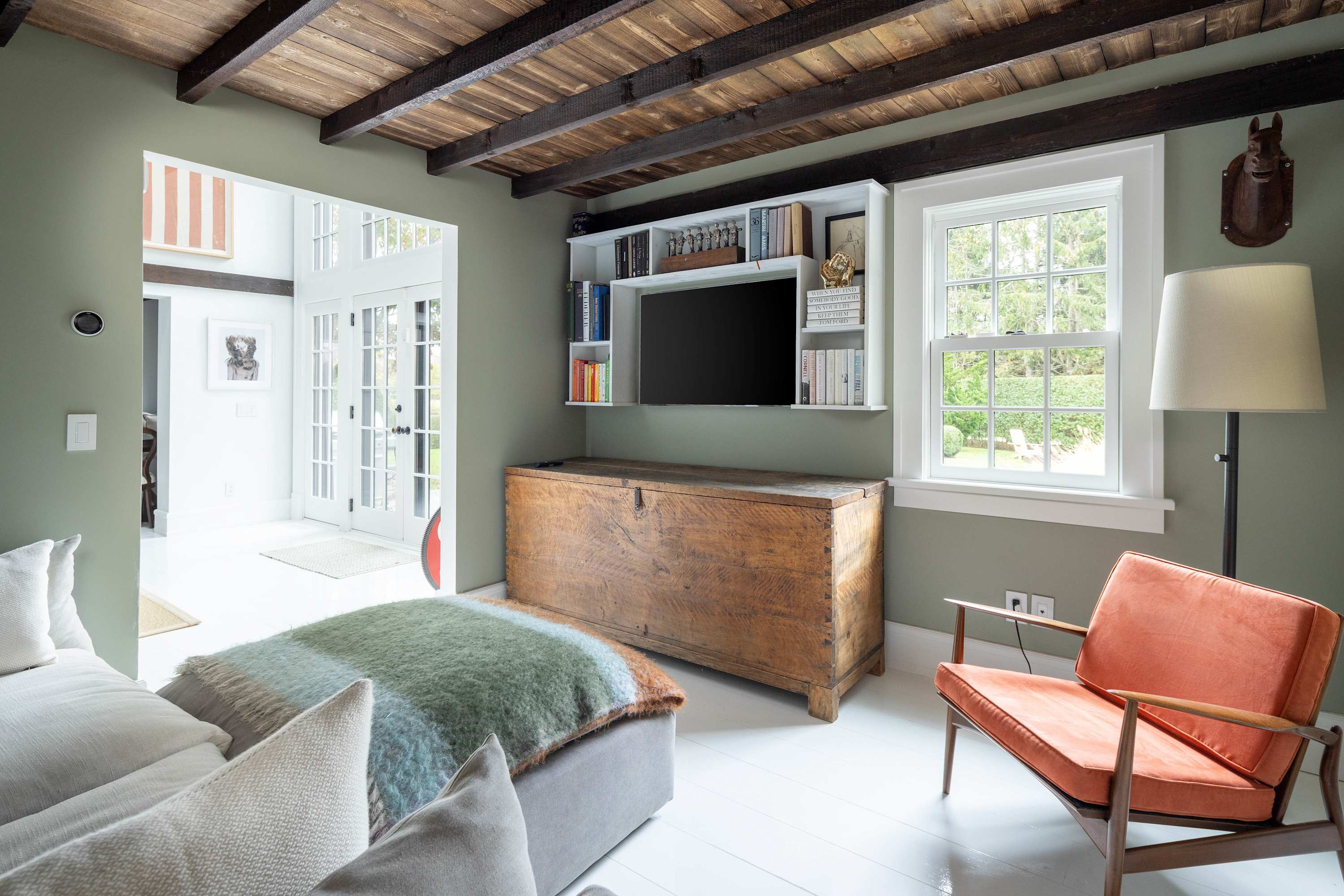 Bridgehaven Estate | Bridgehampton | Renovated Farmhouse w/ Pool photo 15
