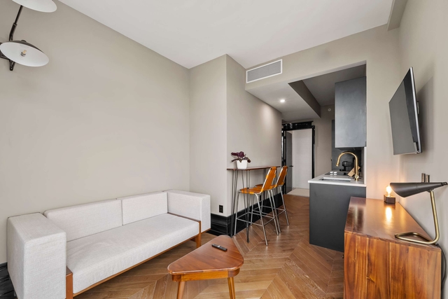 Image of Living space #2