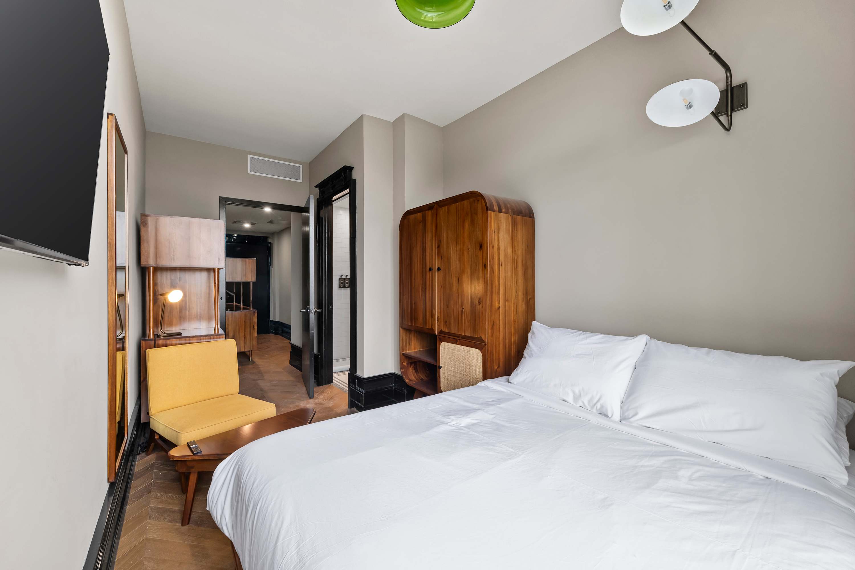 Freeman 903 | Lower East Side | Condo with Shared Amenities photo 7