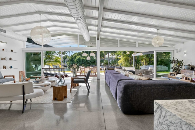 Image of Living space #7