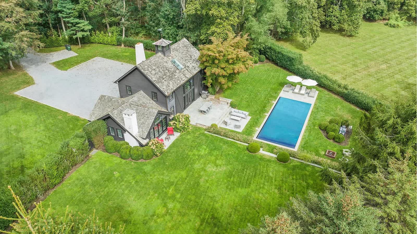 Bridgehaven Estate | Bridgehampton | Renovated Farmhouse w/ Pool photo 34