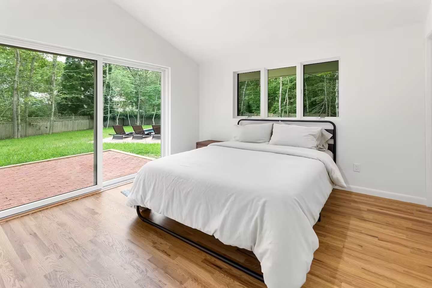 Pines Estate | East Hampton | Prestige Home with Pool and Garden photo 5