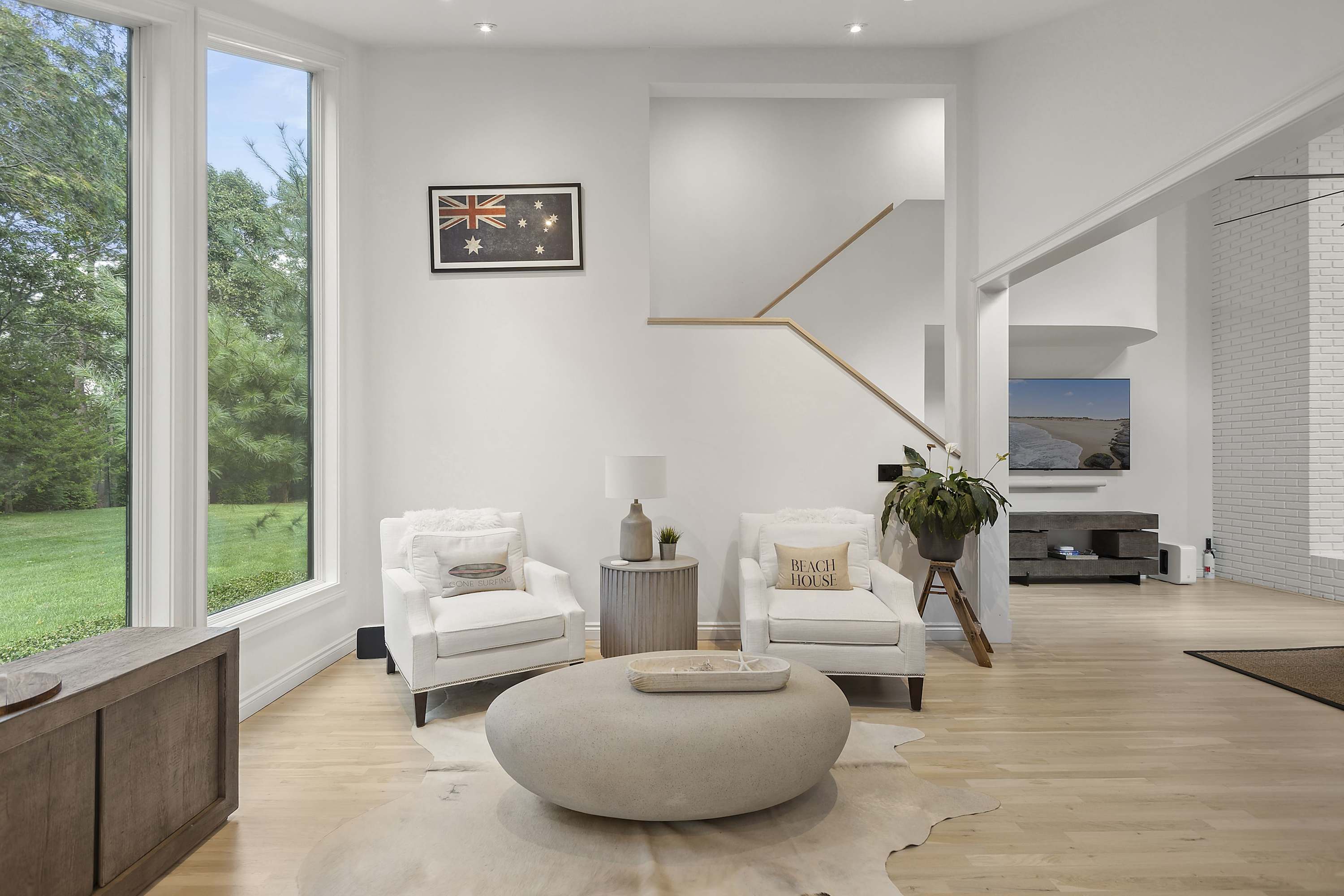 Wainscott Woods | Wainscott | Luxe Estate with Pool & Tennis photo 6