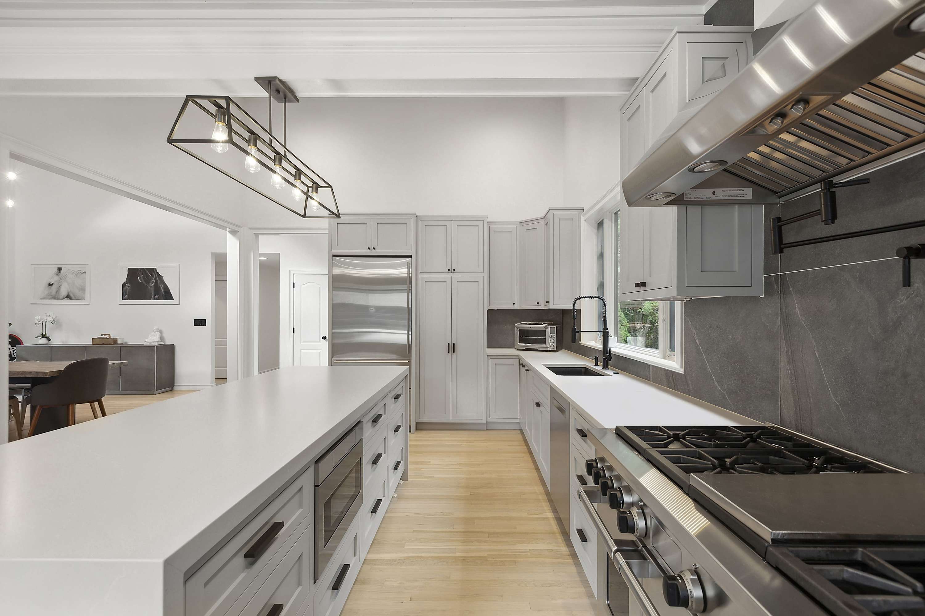 Wainscott Woods | Wainscott | Luxe Estate with Pool & Tennis photo 11