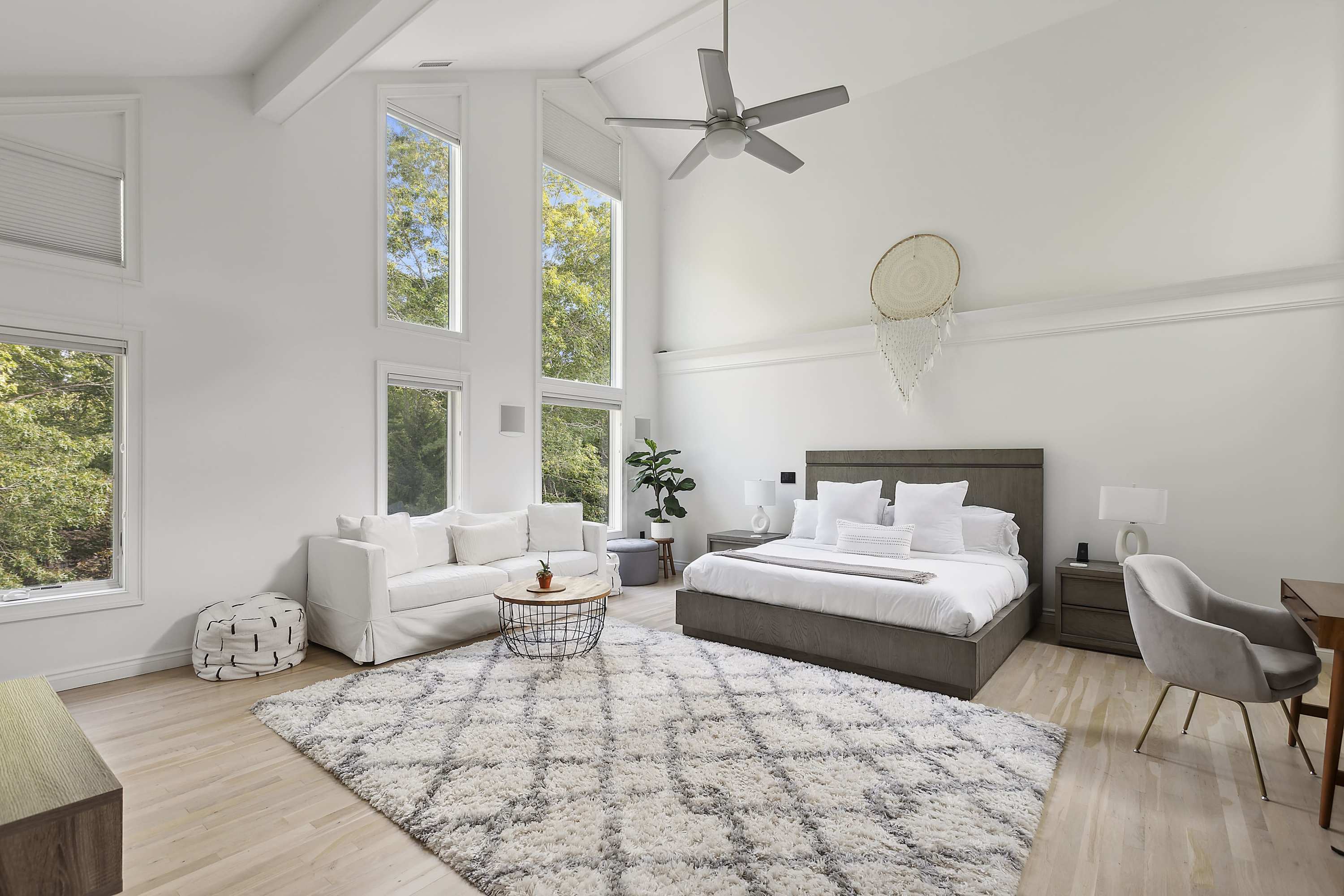 Wainscott Woods | Wainscott | Luxe Estate with Pool & Tennis photo 17